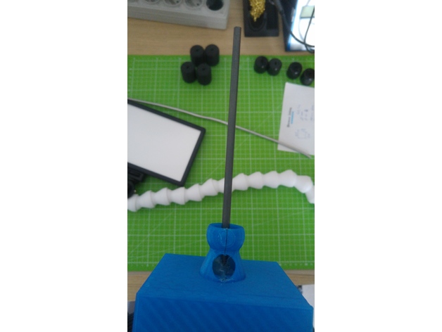 Miniatura 5 do modelo 3D WORKBENCH LED LAMP MOUNT
