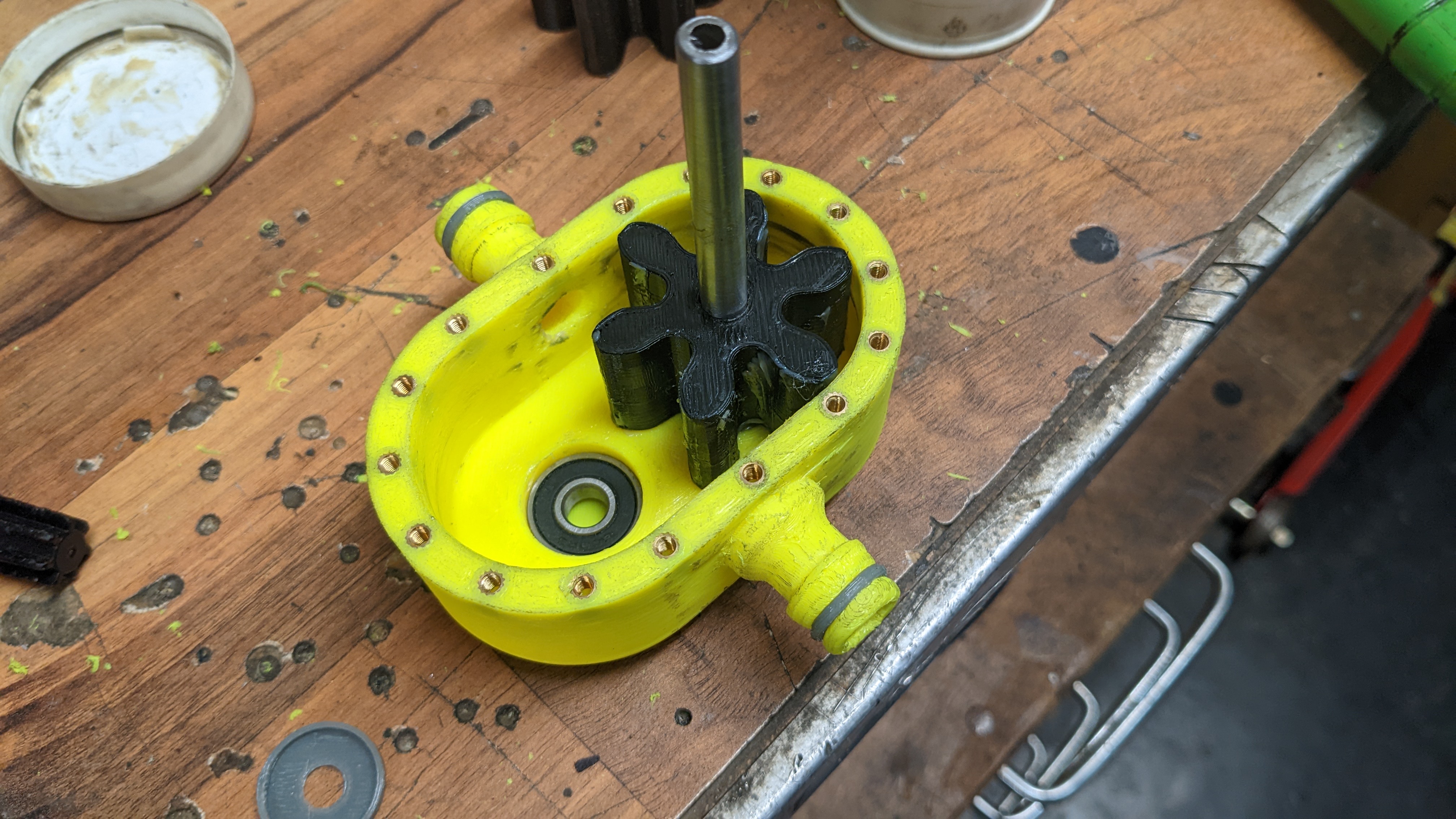Miniatura 4 do modelo 3D Drill gear pump
