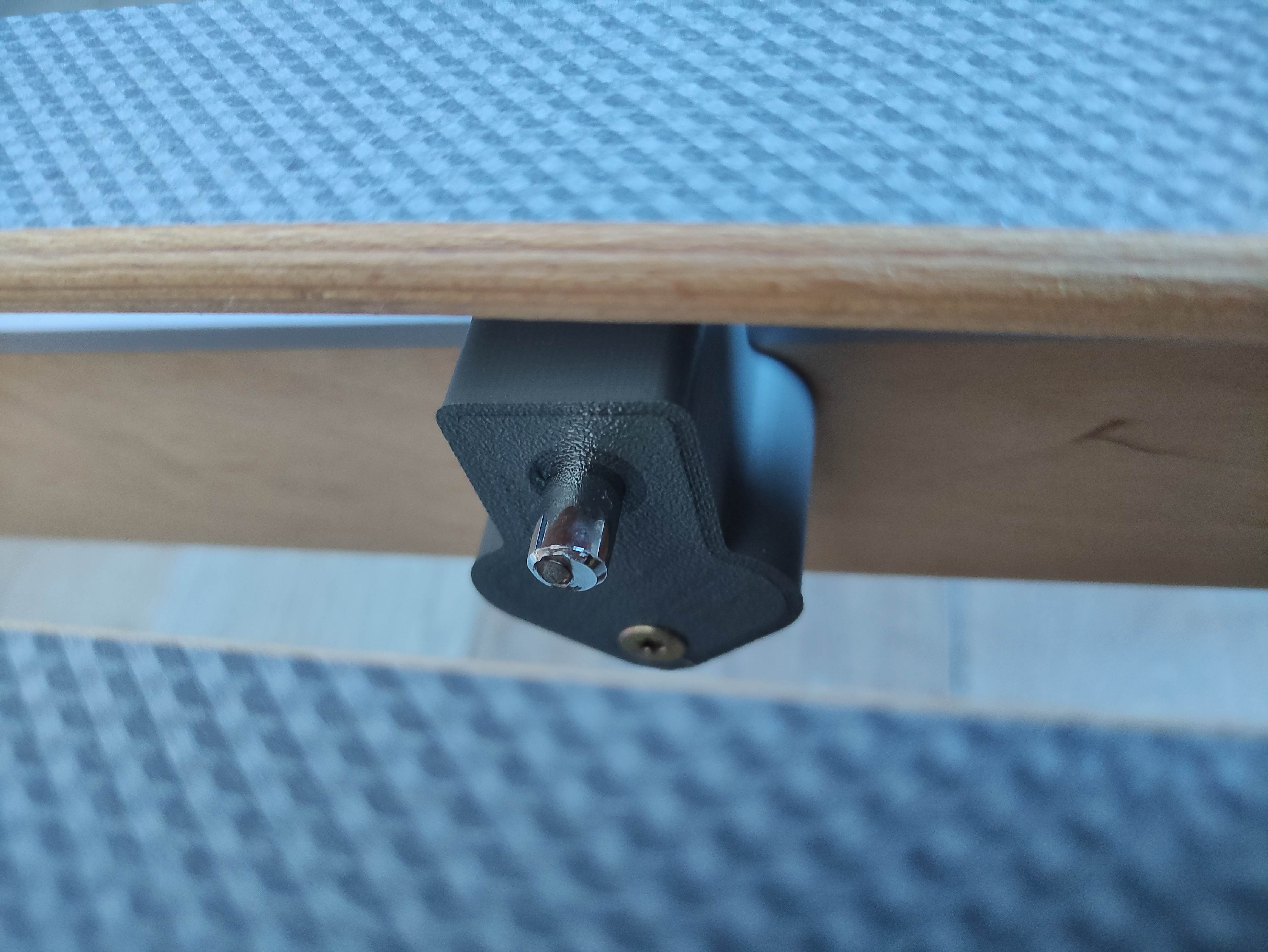 Mattress bracket holder for Swissflex Uni8