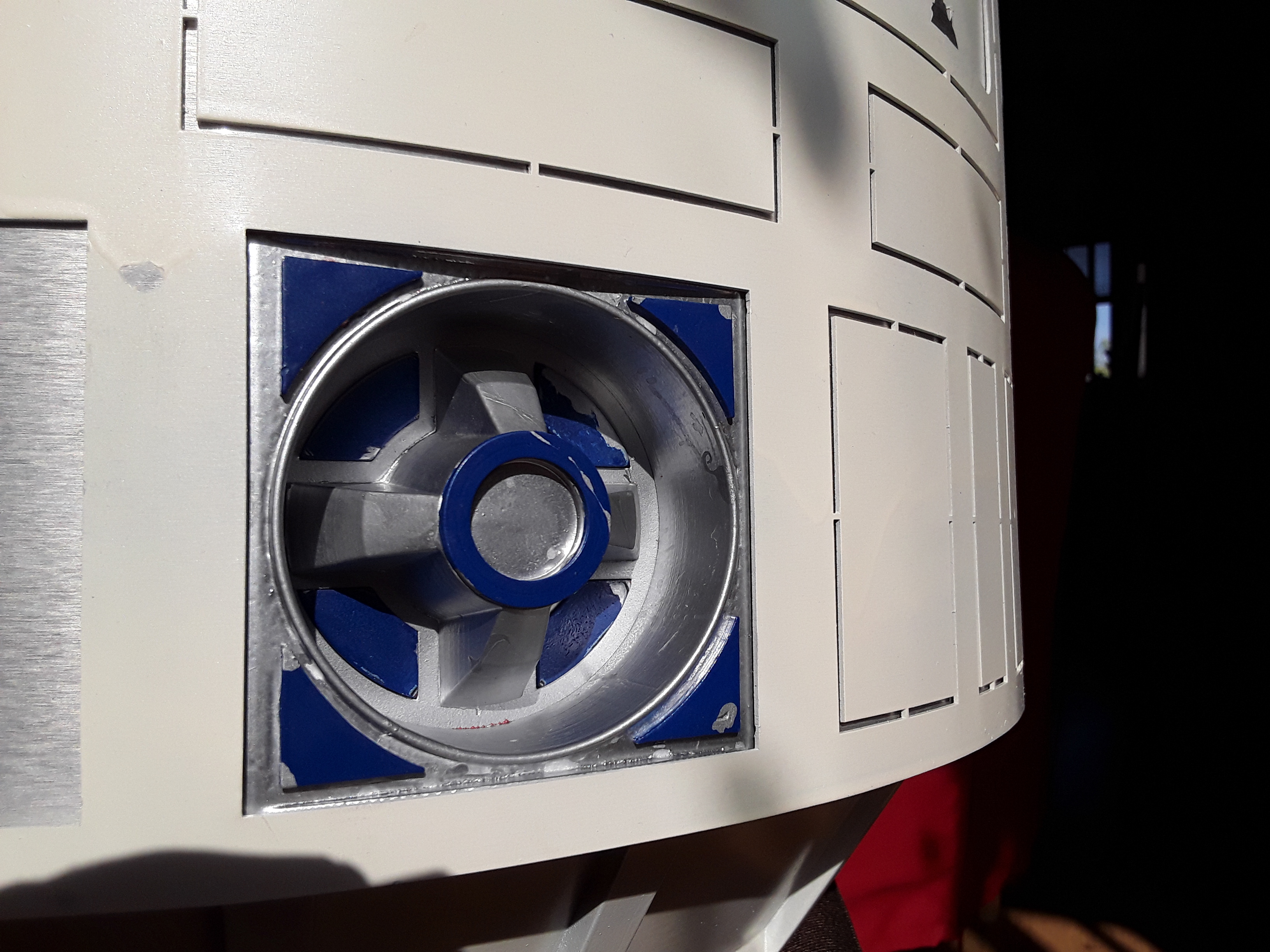 R2-D2 Astromech Droid Power Coupler in parts