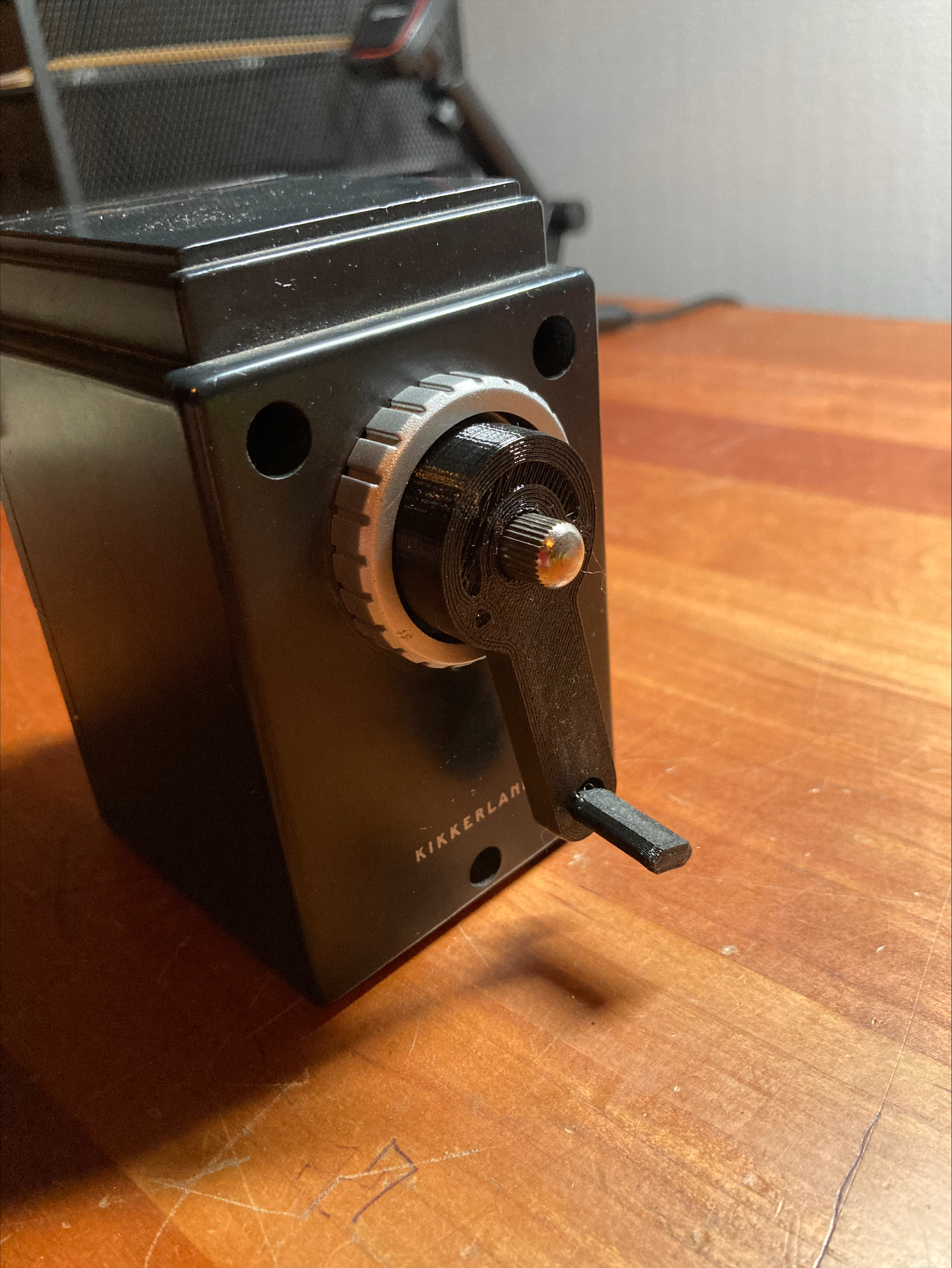 Kikkerland Retro Camera Pencil Sharpener Crank Arm