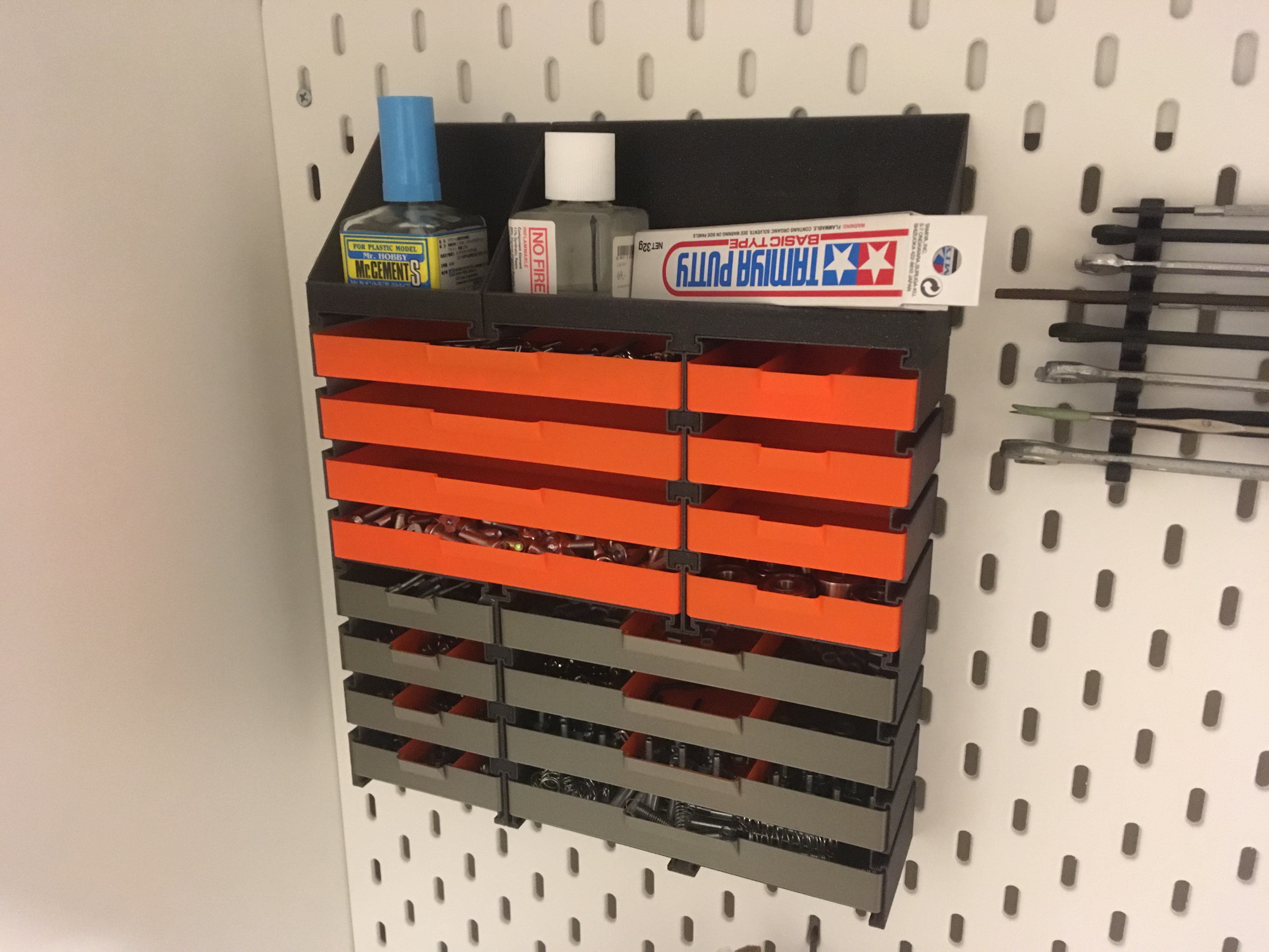 Skadis shelf for hanging modular drawers