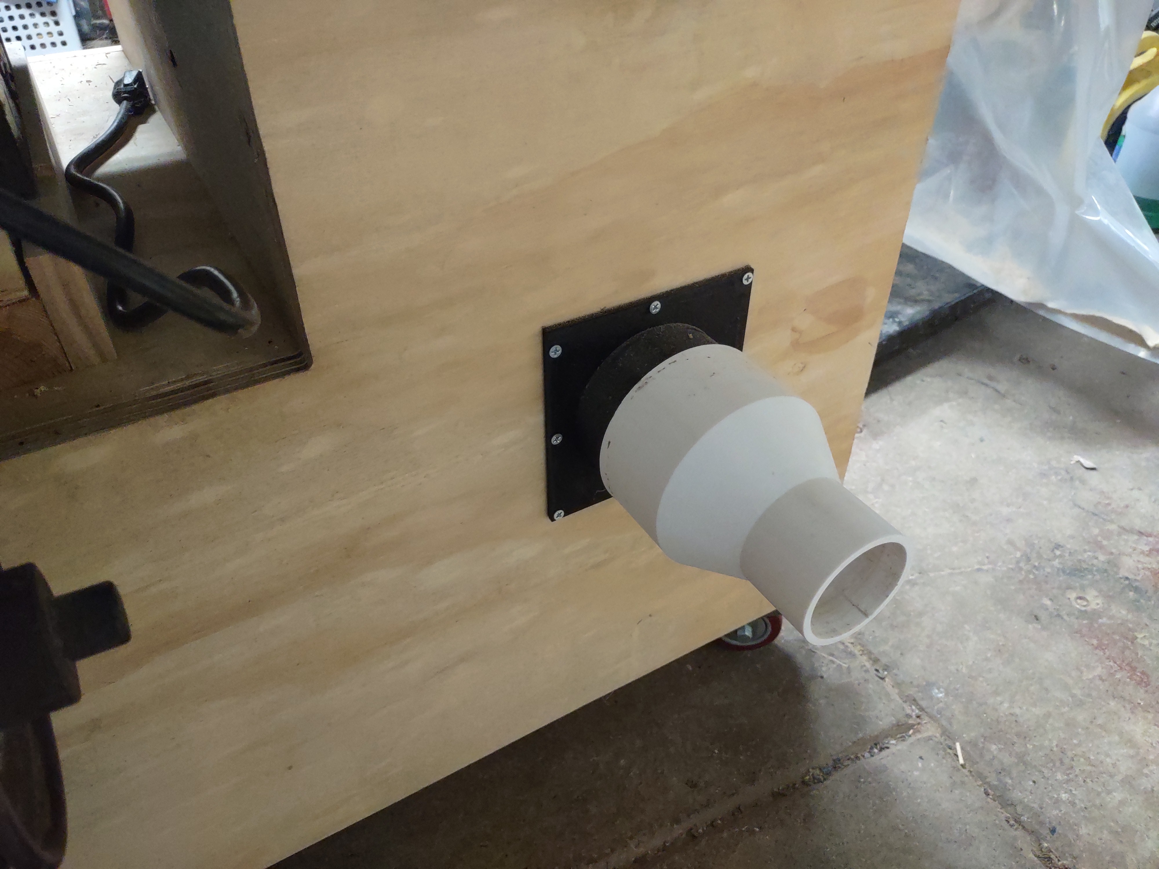 Dust Collection Adapter 4" to 2.25"