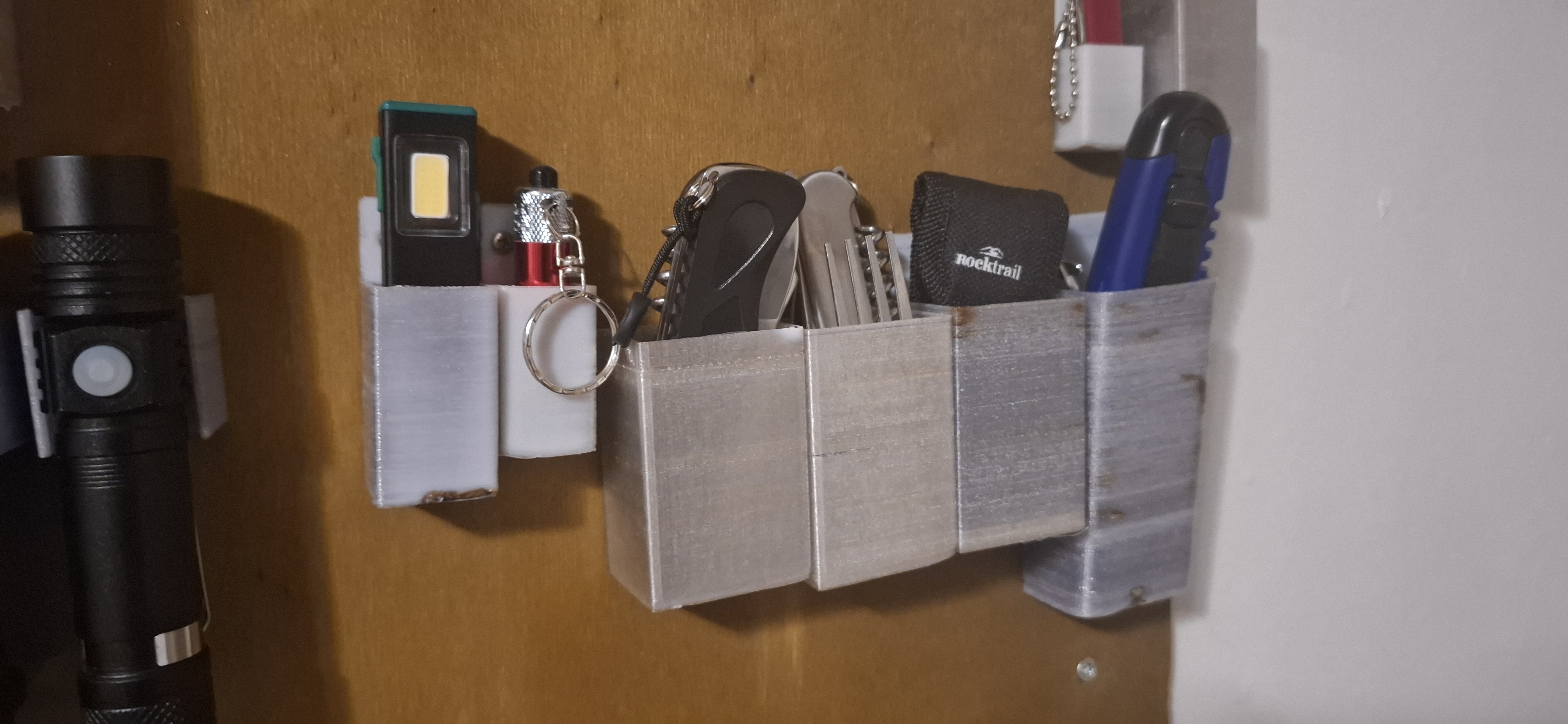 Generic wall hanger - customizeable — miniatura 2