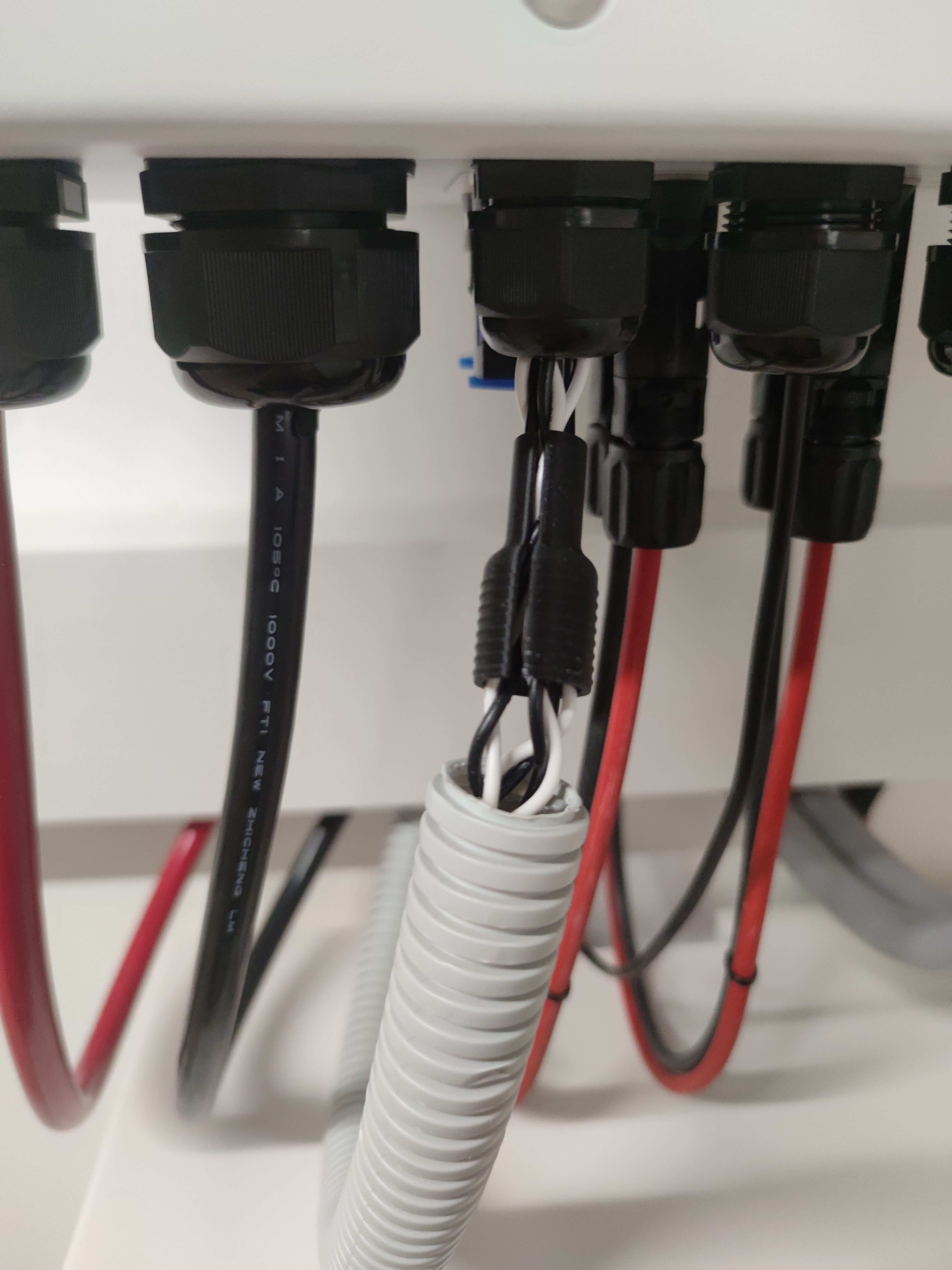 Deye Wechselrichter Kabel Flex Rohr Adapter CT Klemmen |    Deye inverter cable flex tube adapter CT clamps