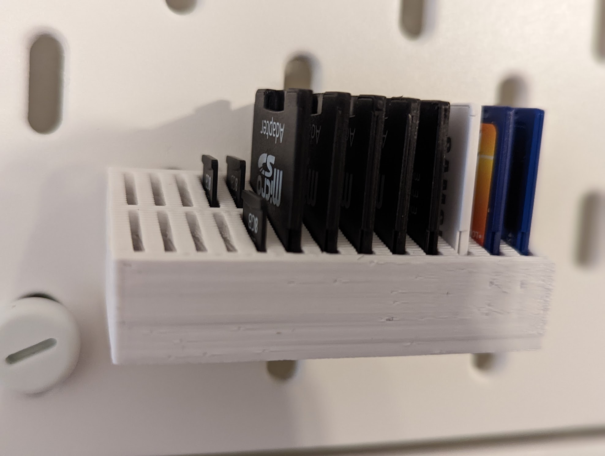 SD Card holder for SKADIS pegboard