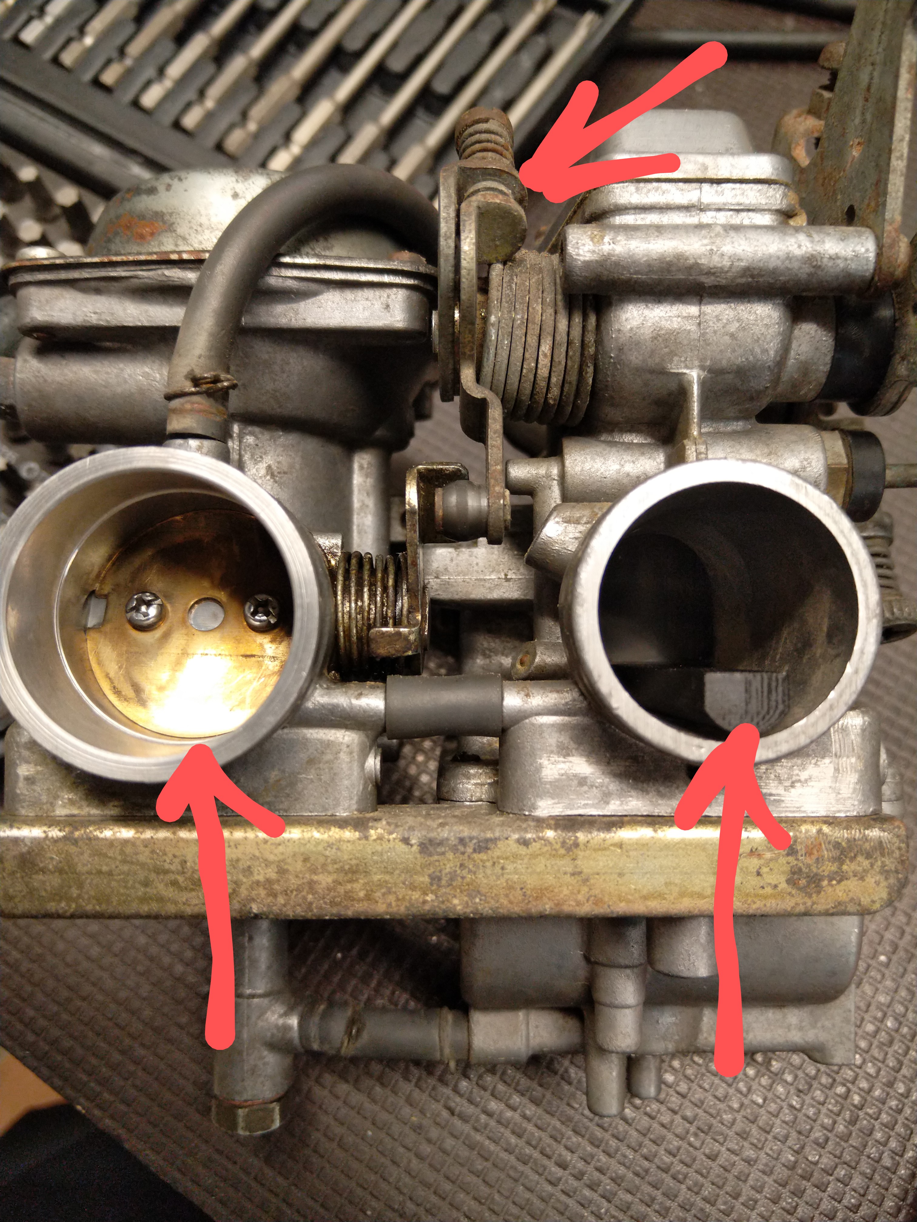 Yamaha XT600E Carburator Synchronization Tool