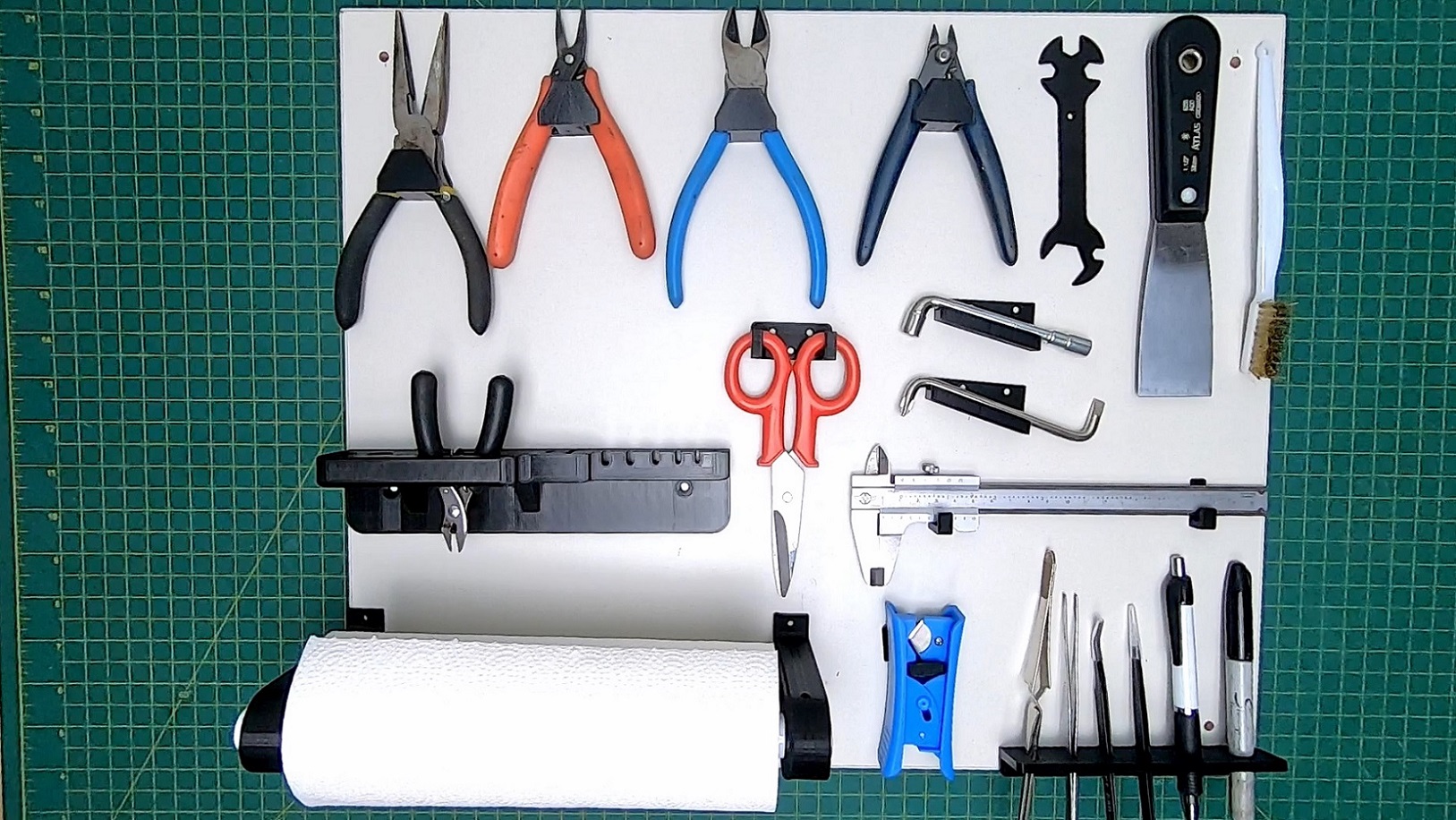3D printed wall tool holders by Download free STL