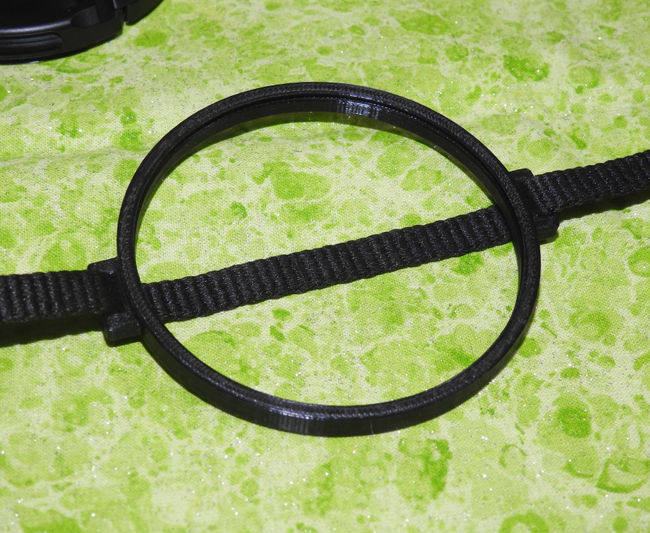Miniatura 9 do modelo 3D Lens Cap Holder Generator