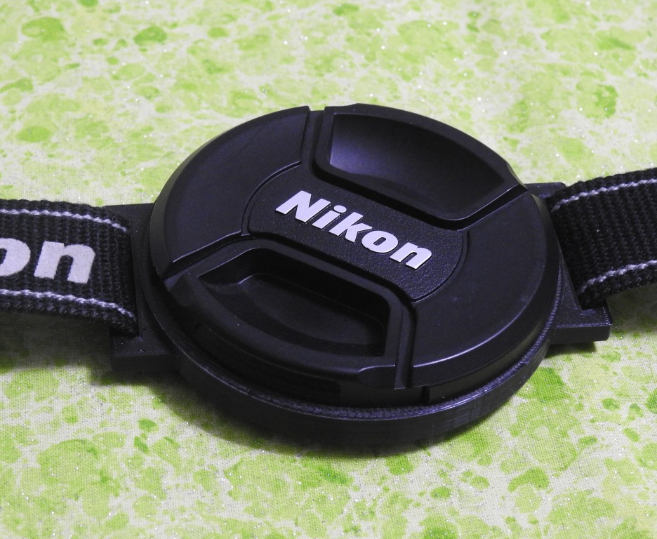 Miniatura 13 do modelo 3D Lens Cap Holder Generator
