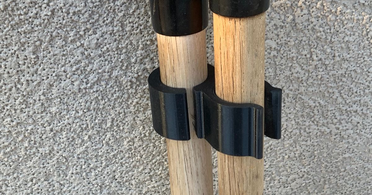 Dustbin/Broom Handle Clip by Monte Download free STL model