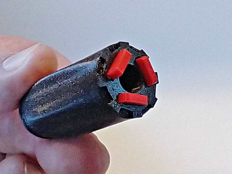 Miniatura 4 do modelo 3D Clutch-Style Mini Driver