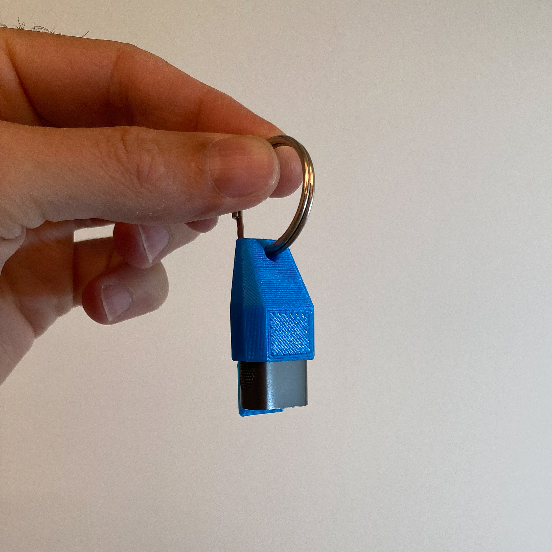 Keychain holder for USB C to USB adapter
