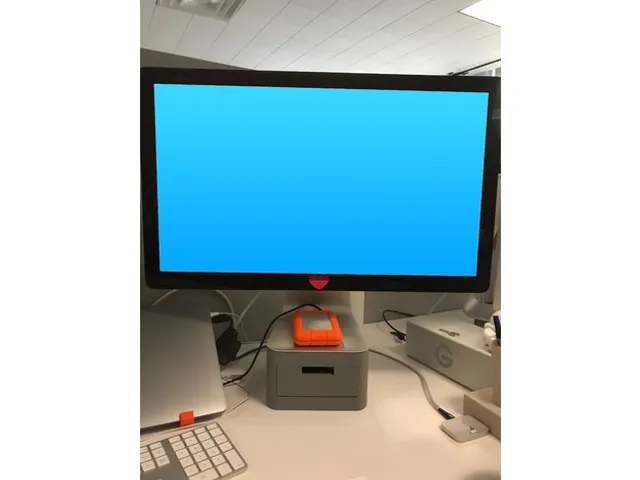 iMac/Thunderbolt Display Stand with Drawer