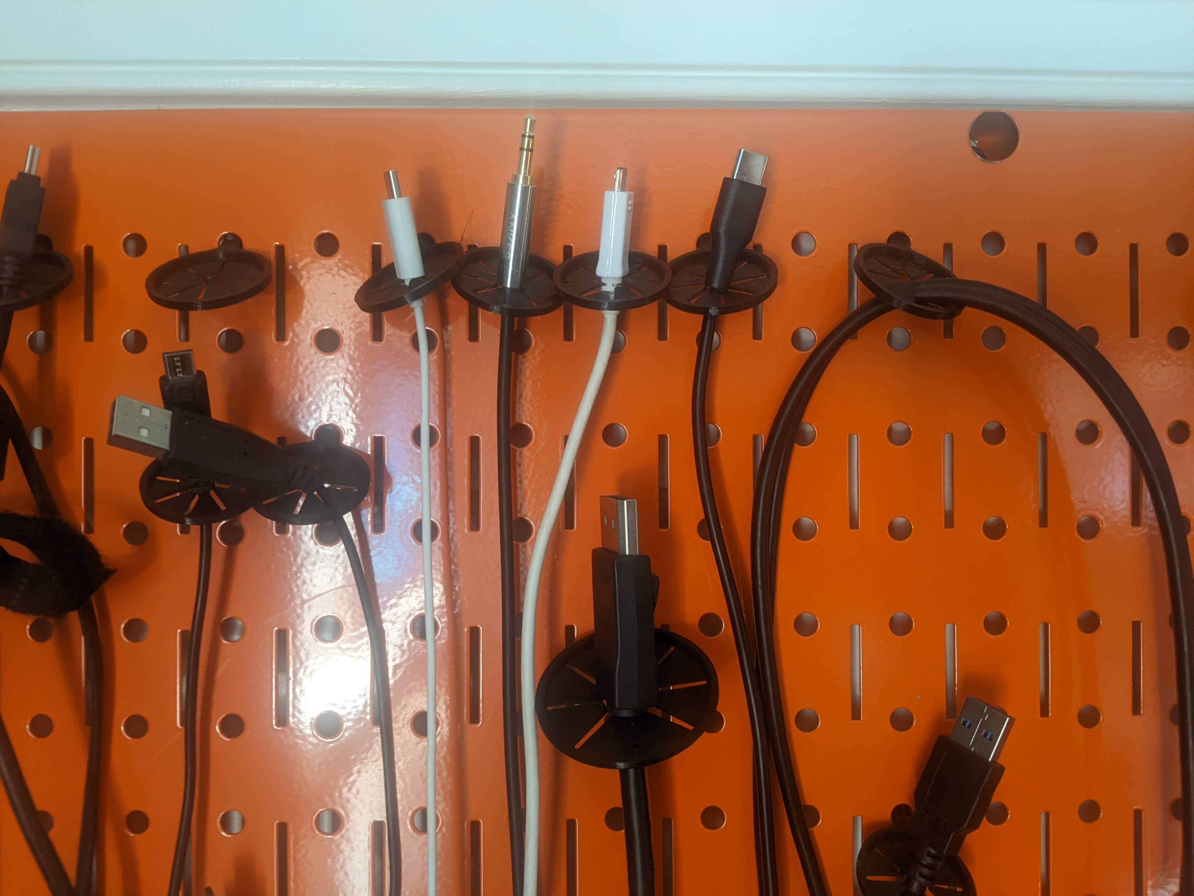 Cable Traps for Pegboard