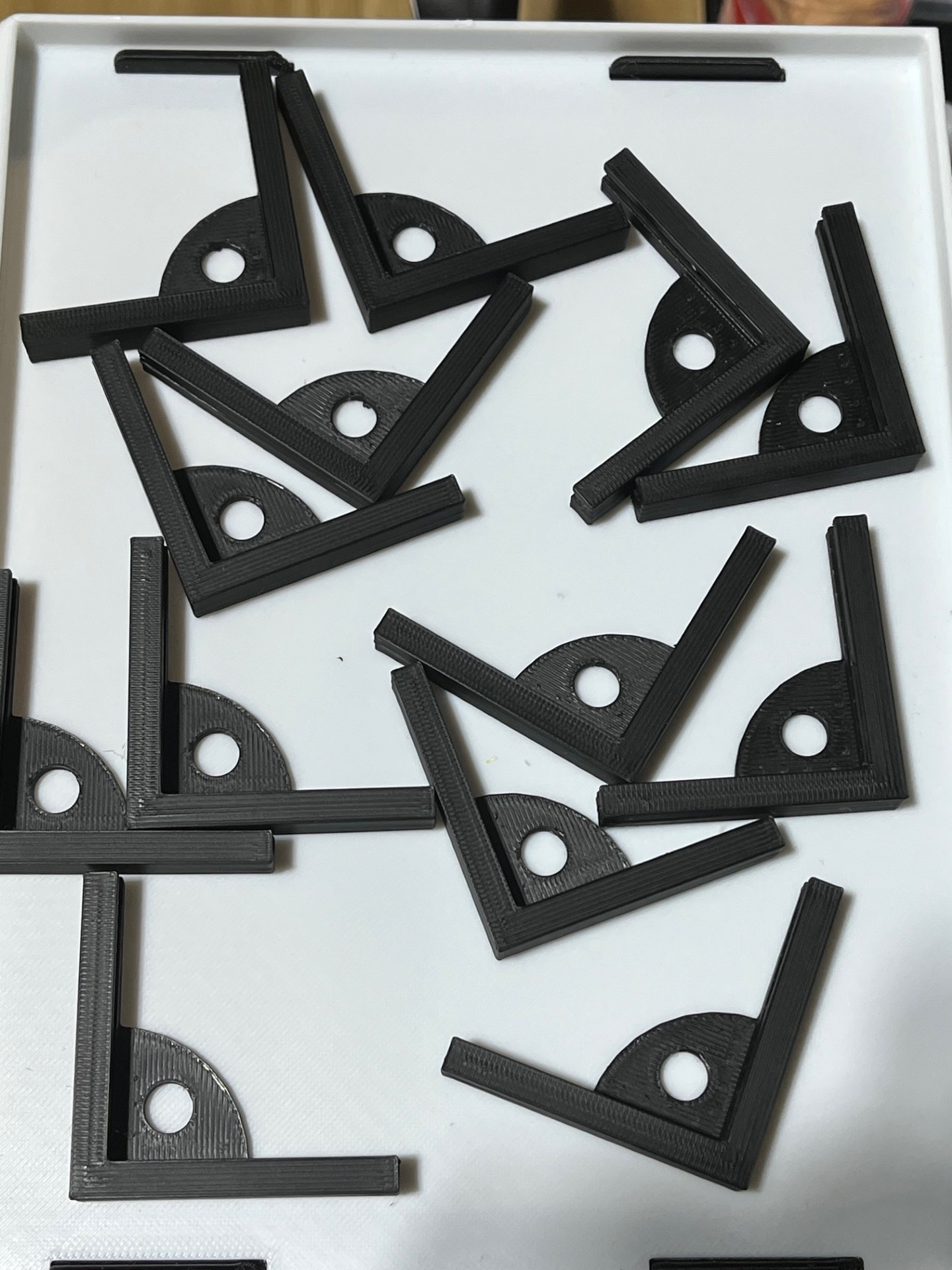 Miniatura 2 do modelo 3D Halters for Square-shape posters