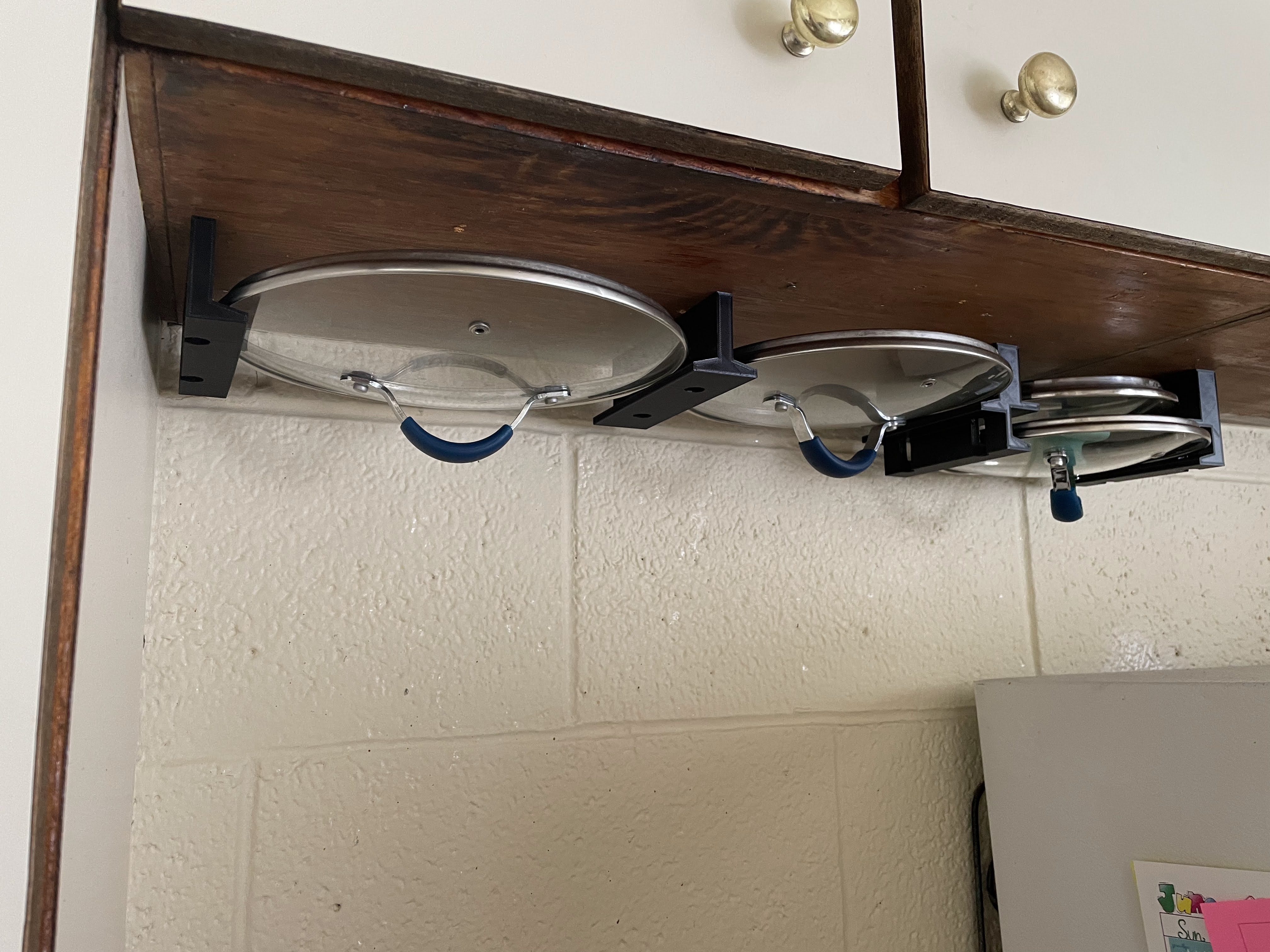 Miniatura 2 do modelo 3D Pan Lid Rack
