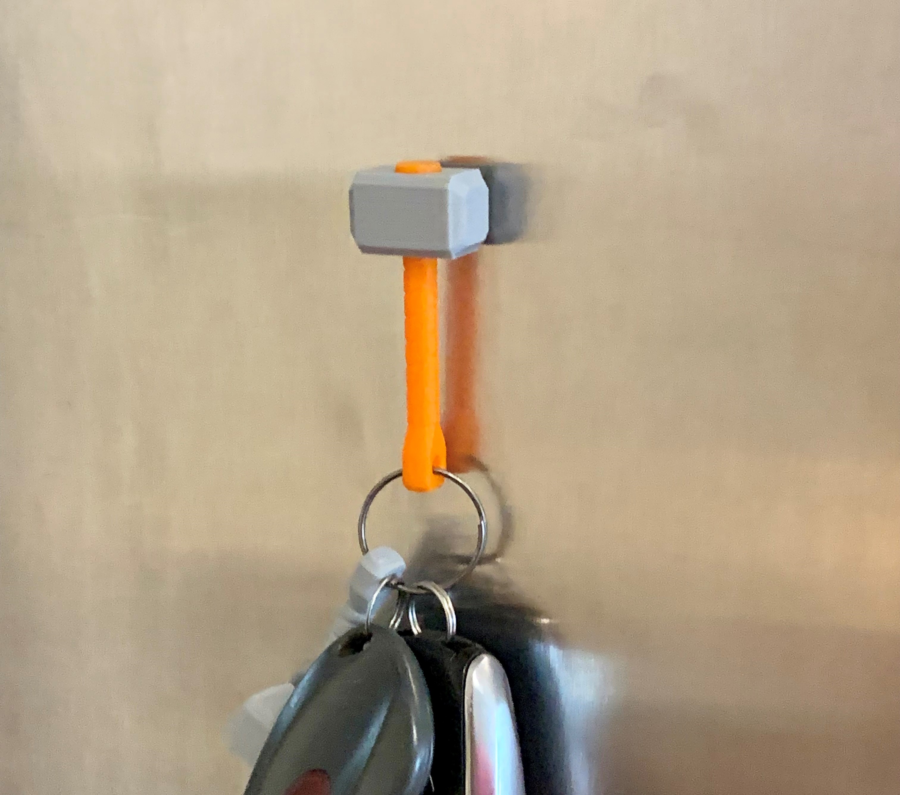 Mjolnir Magnetic Keychain