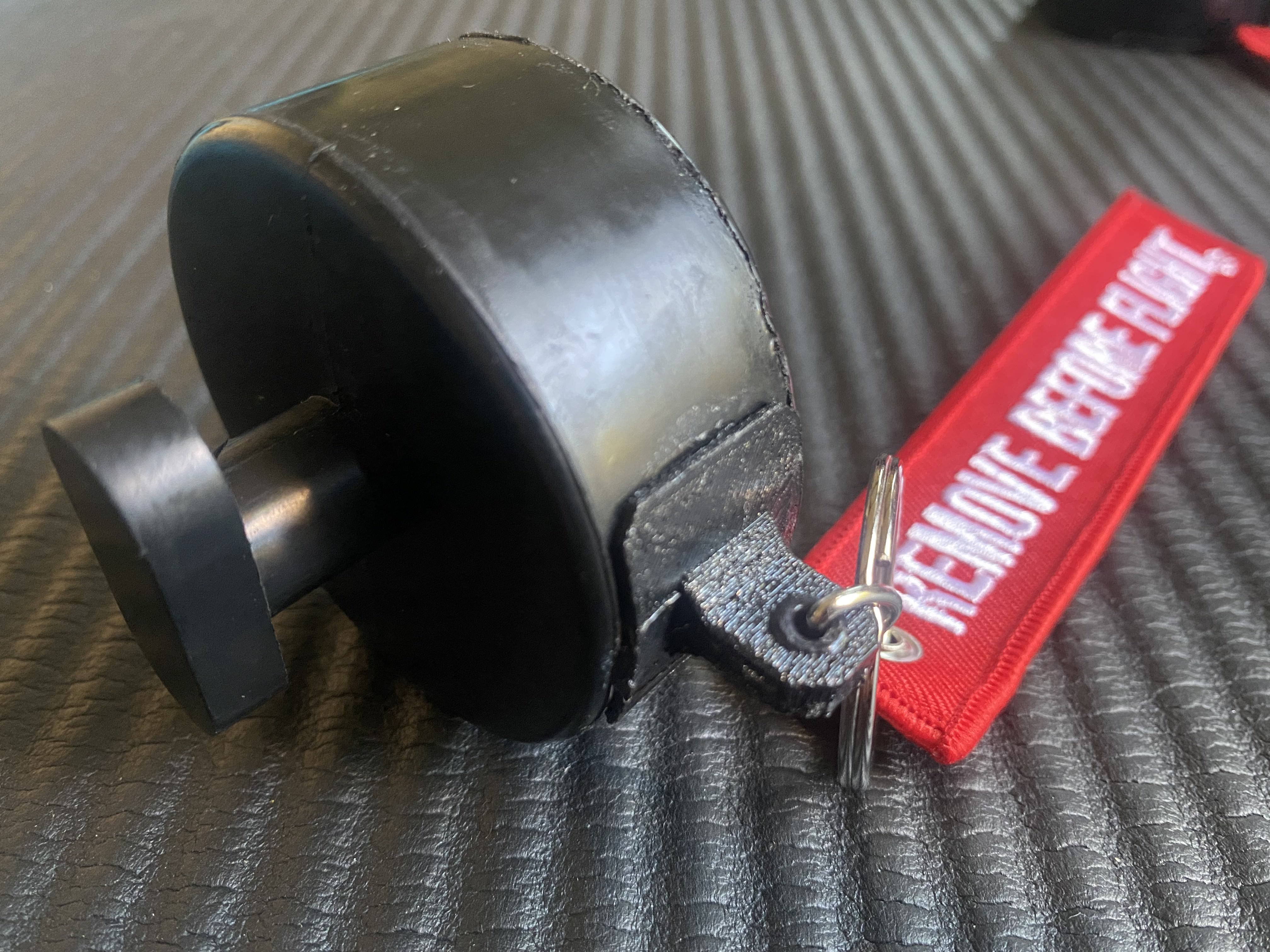 Miniatura 2 do modelo 3D Jack Puck Keychain Tab (Remove Before Flight)
