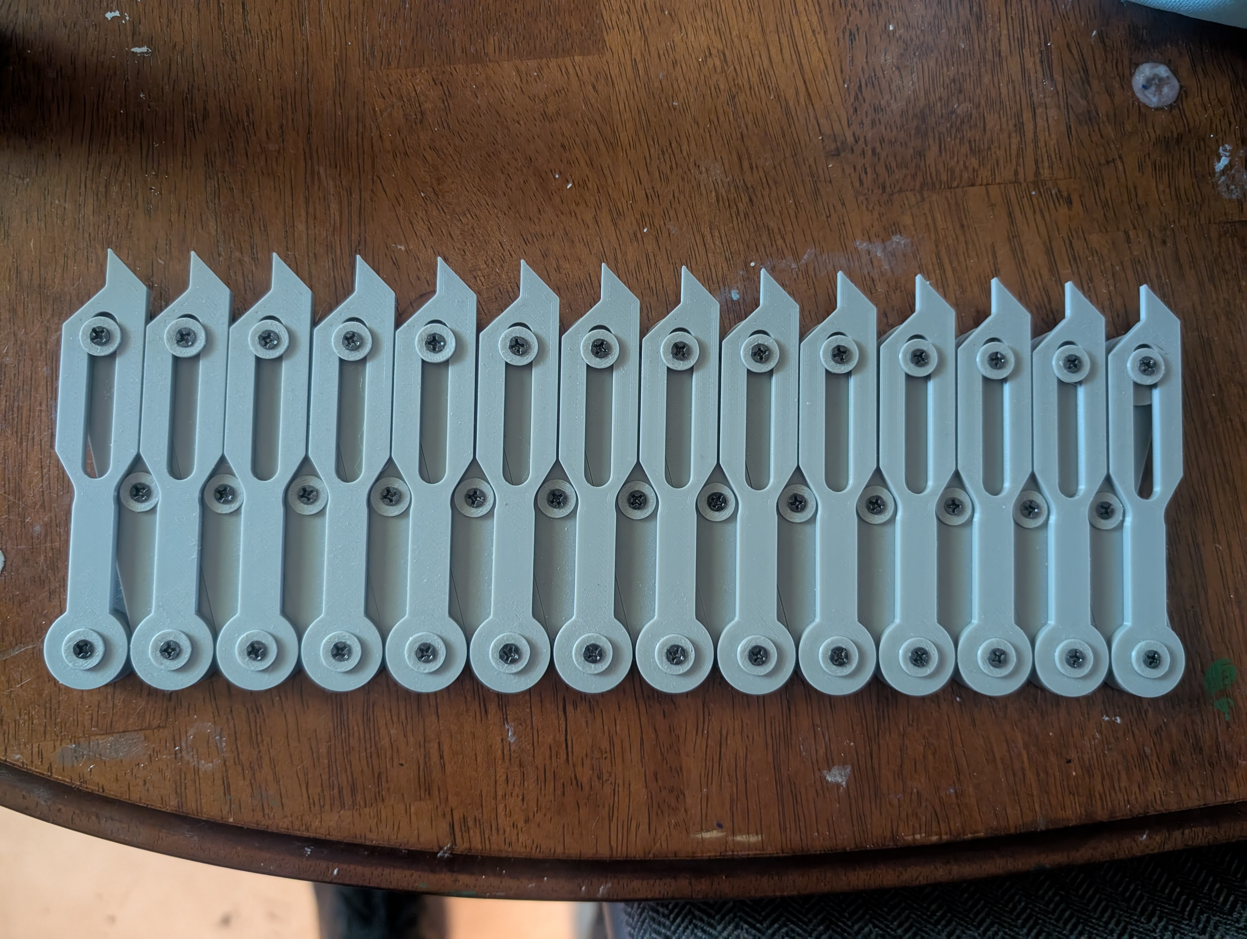 Spacer for Expandable Equal Space Divider
