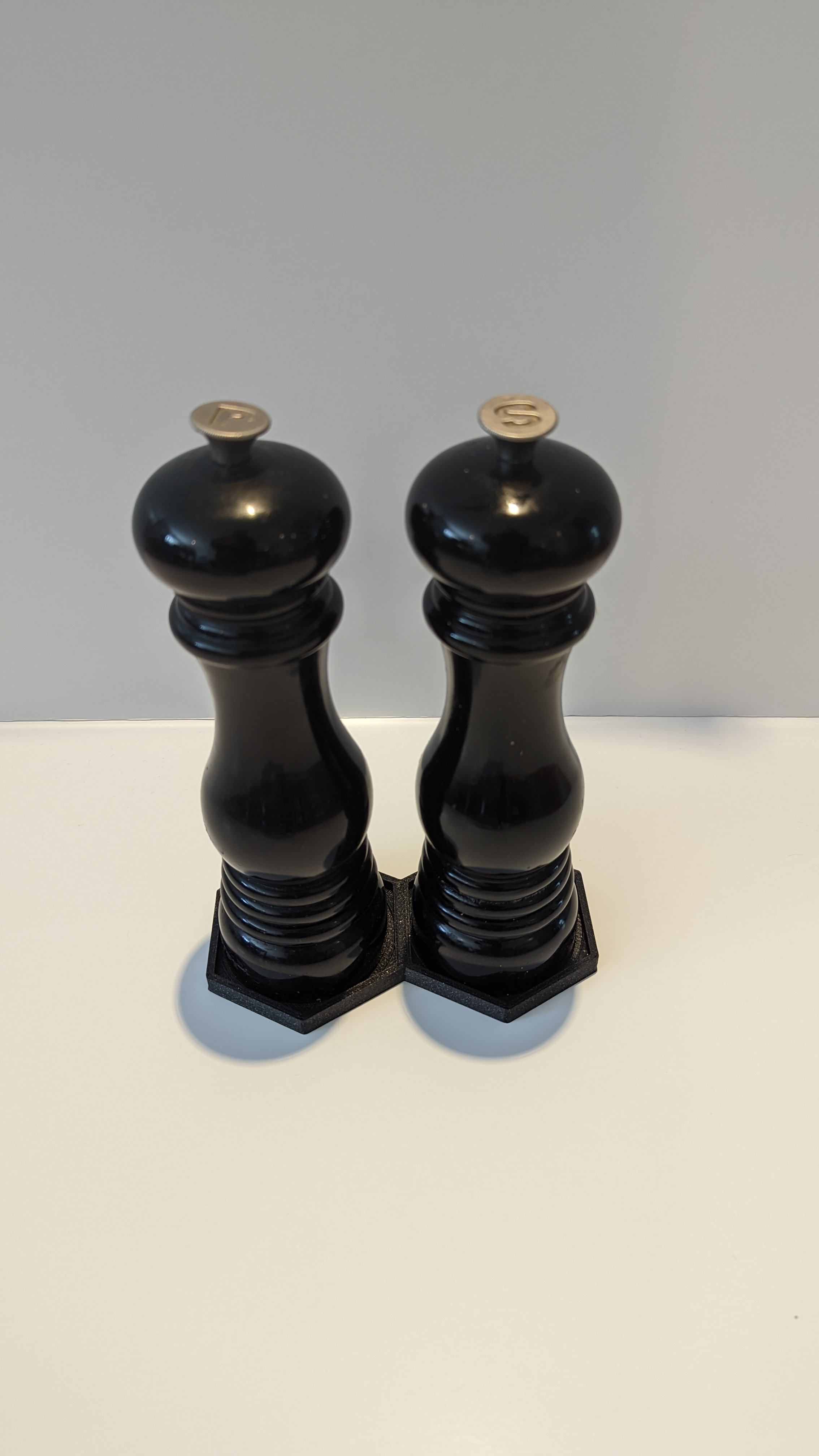 Salt and Pepper Mill Tray by eastwg Download free STL model