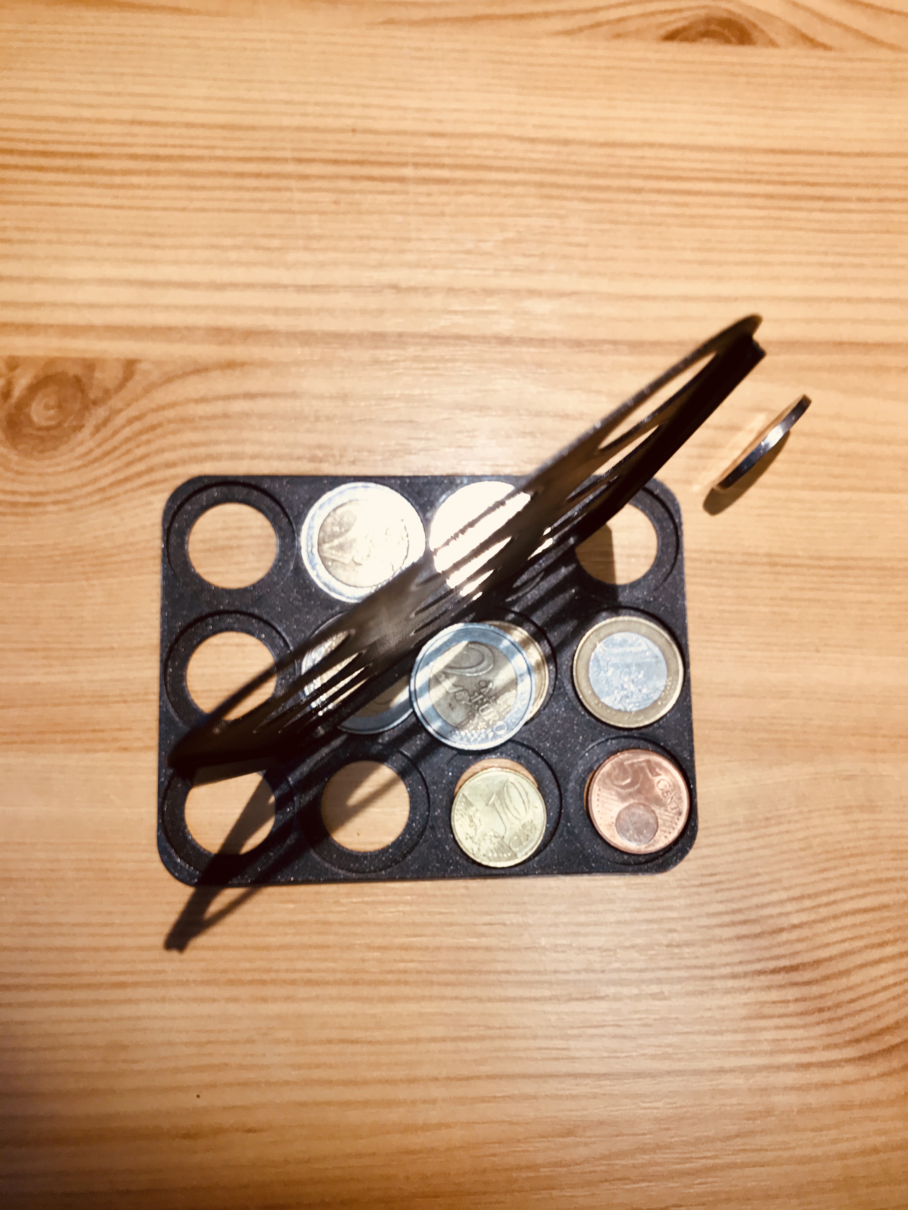 Slim Coin holder / organizer for euro €