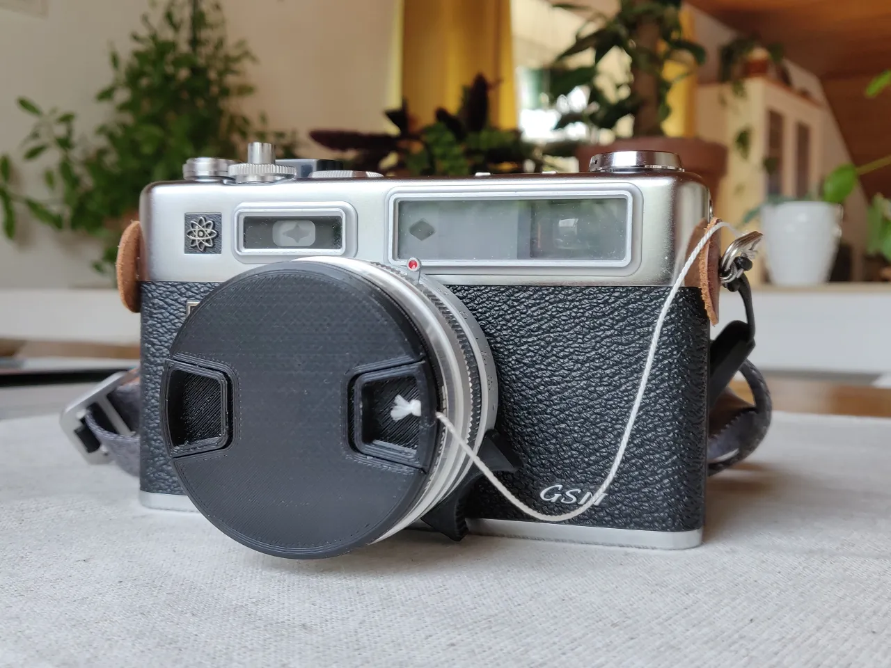 Yashica Electro35 Lens Focus Tab by PhilippH | Download free STL