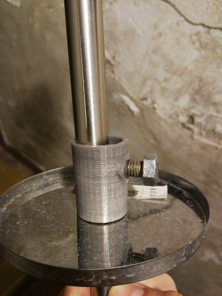 Universal adapter for IKEA Baren lavatory brush