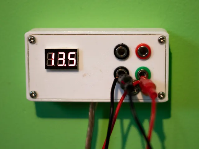 Distribution Box for 12V solar setup with Voltage indicator