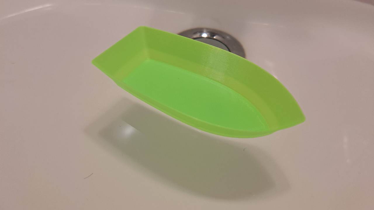 Miniatura 5 do modelo 3D Simple floating boat - spiral vase mode