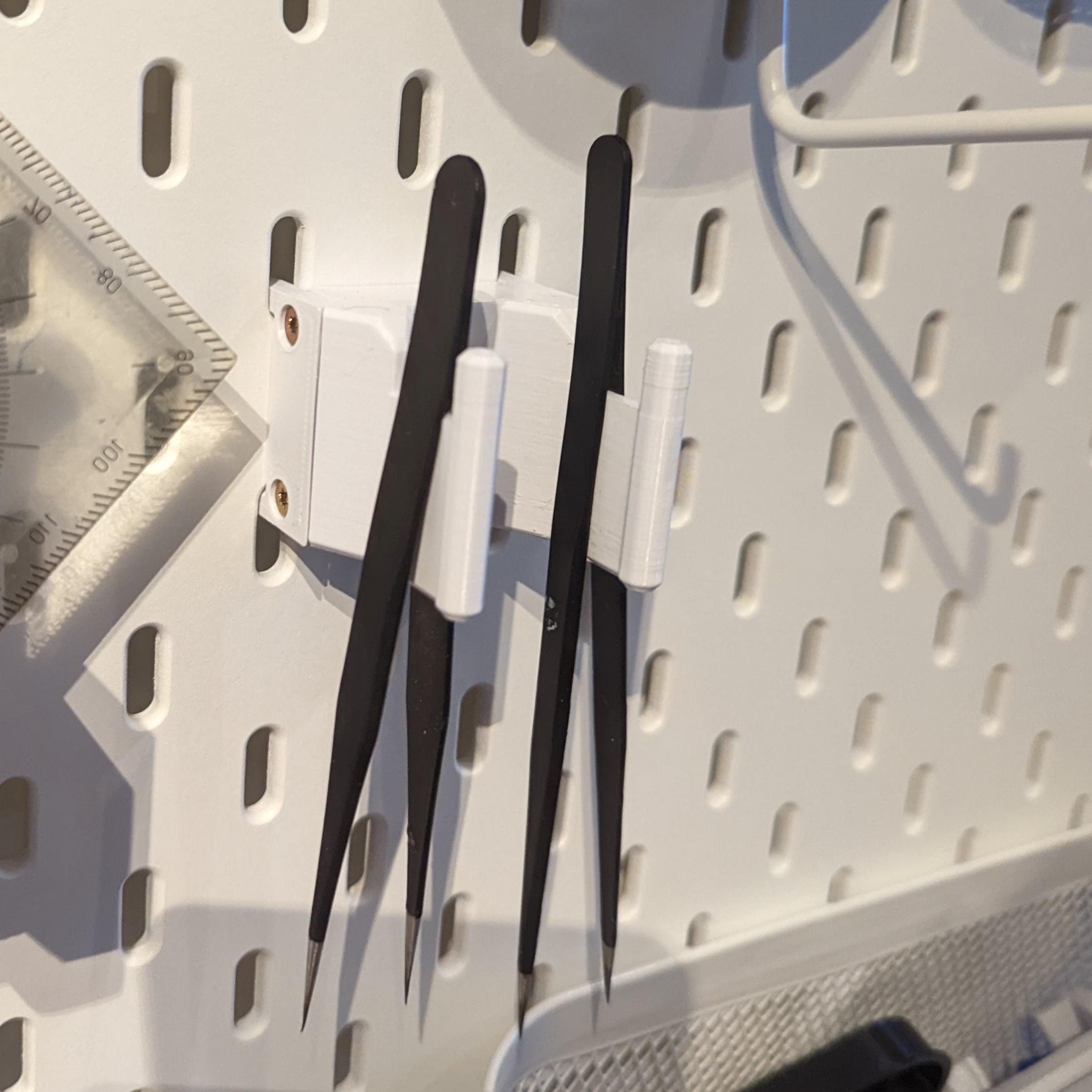 IKEA Skadis Tweezers by JoerT Download free STL model