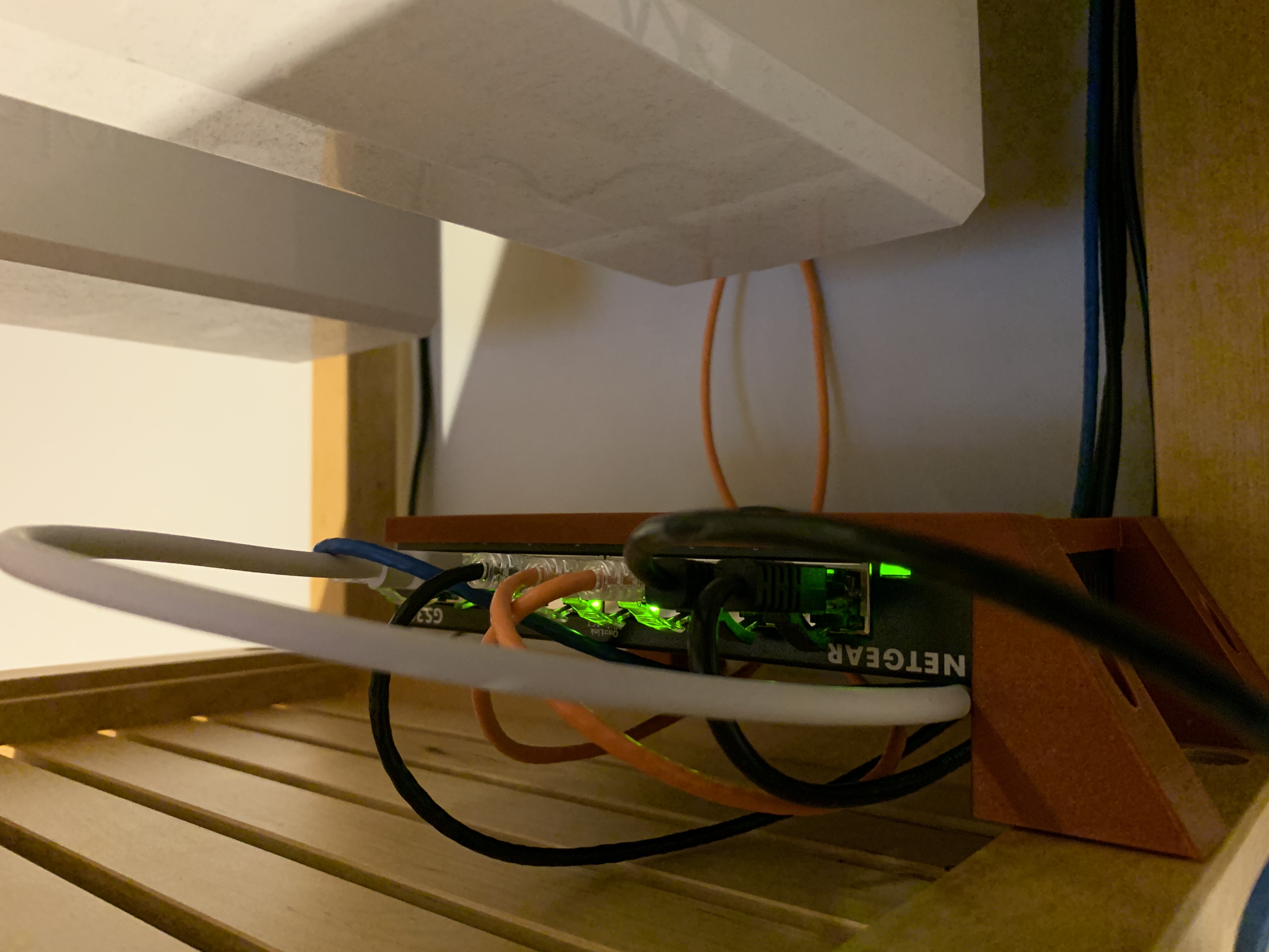 Shelf for Netgear GS308