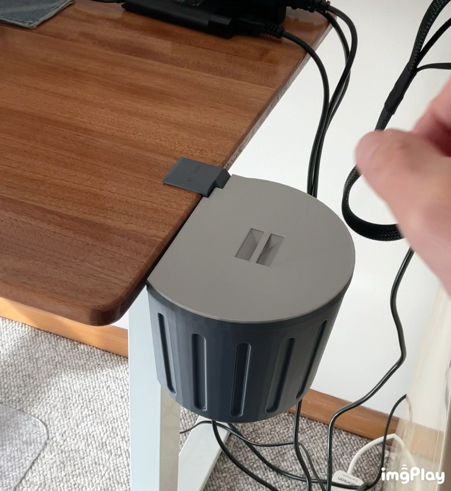 Lid for Removable Desk Bin Trash Can V3
