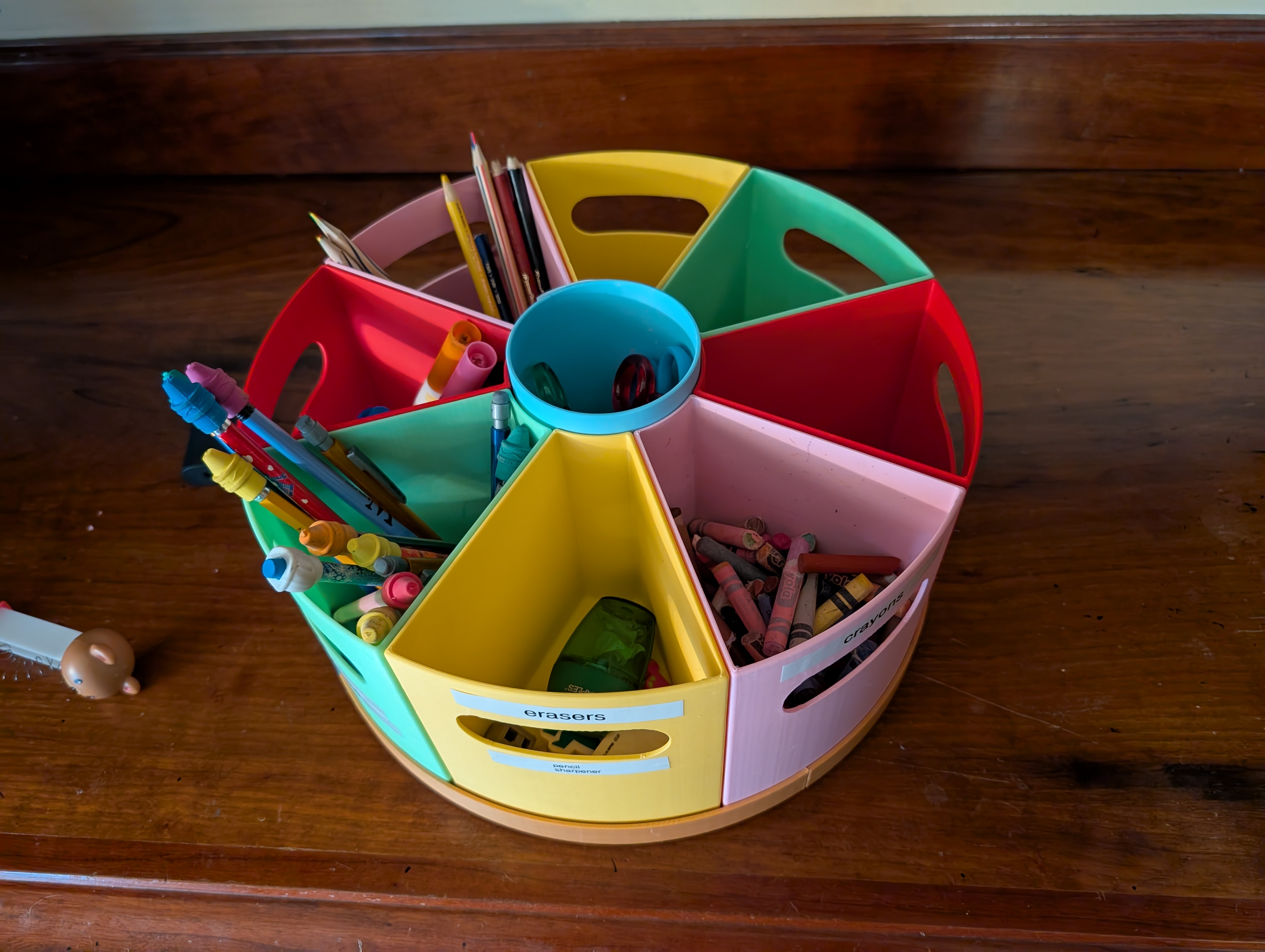 Circular Art Supply Storage