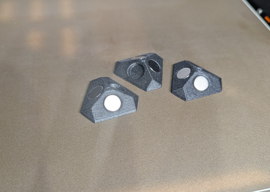 Core One Corner Plug with 10x3 Magnets