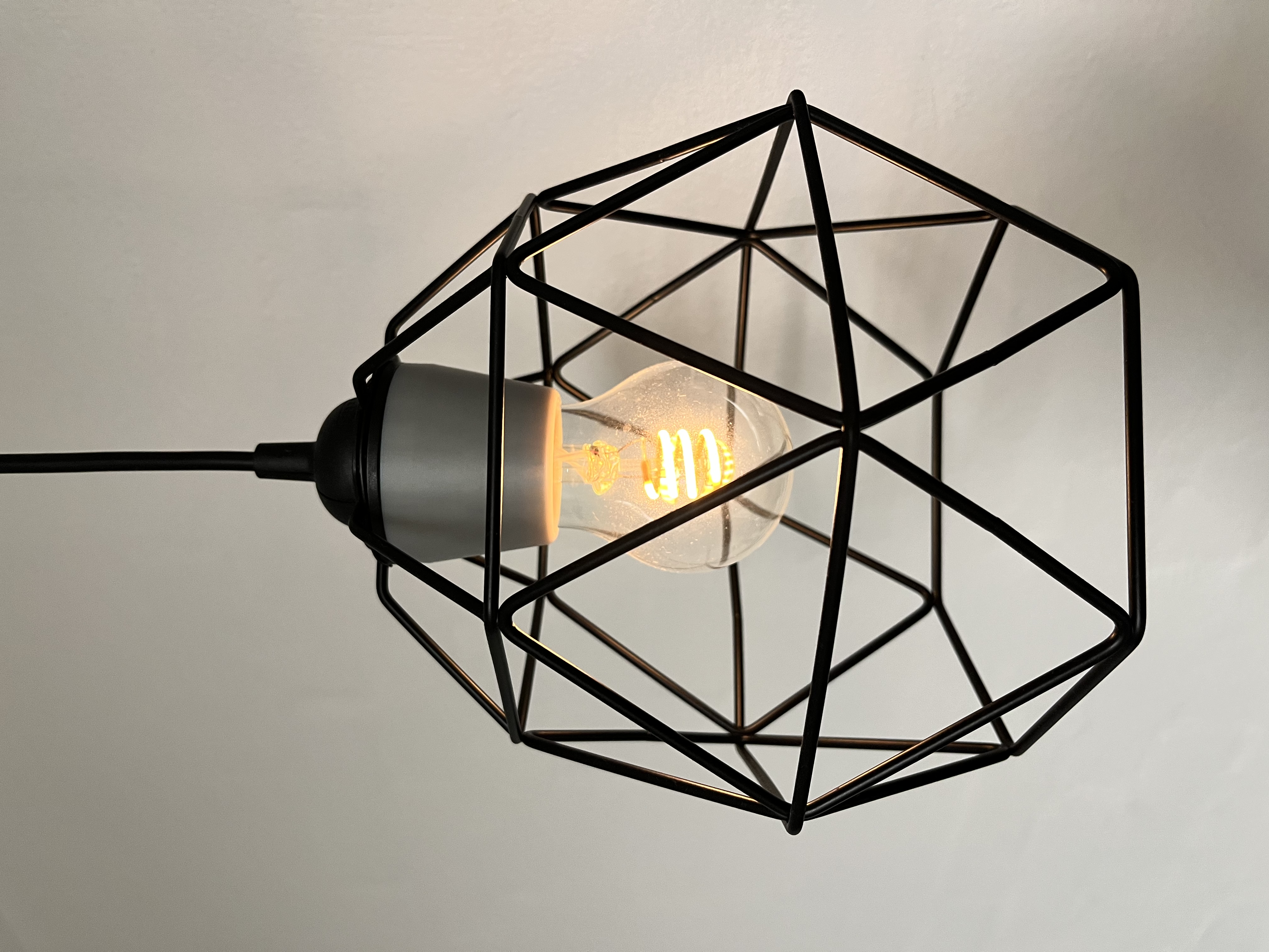 Lamp socket cover