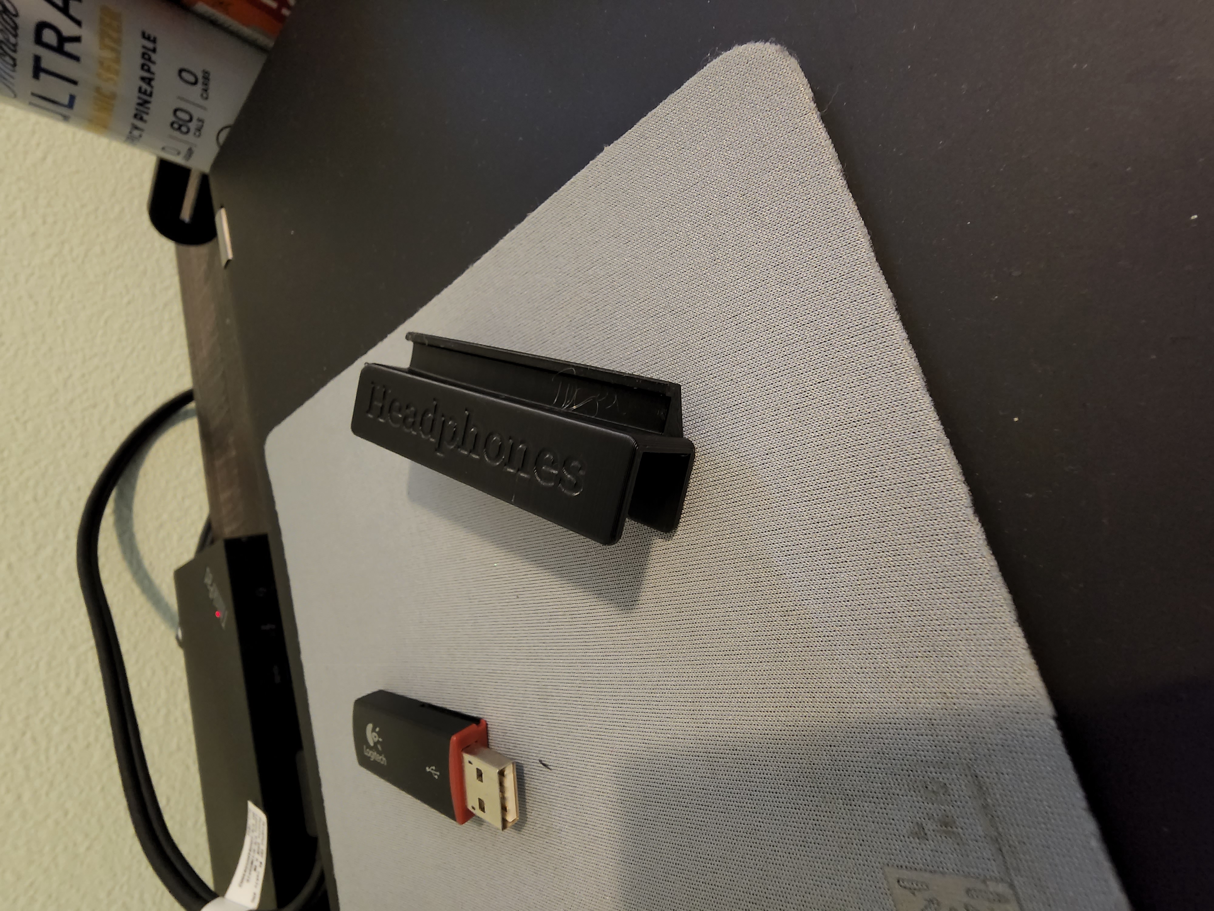 Headphone Hanger