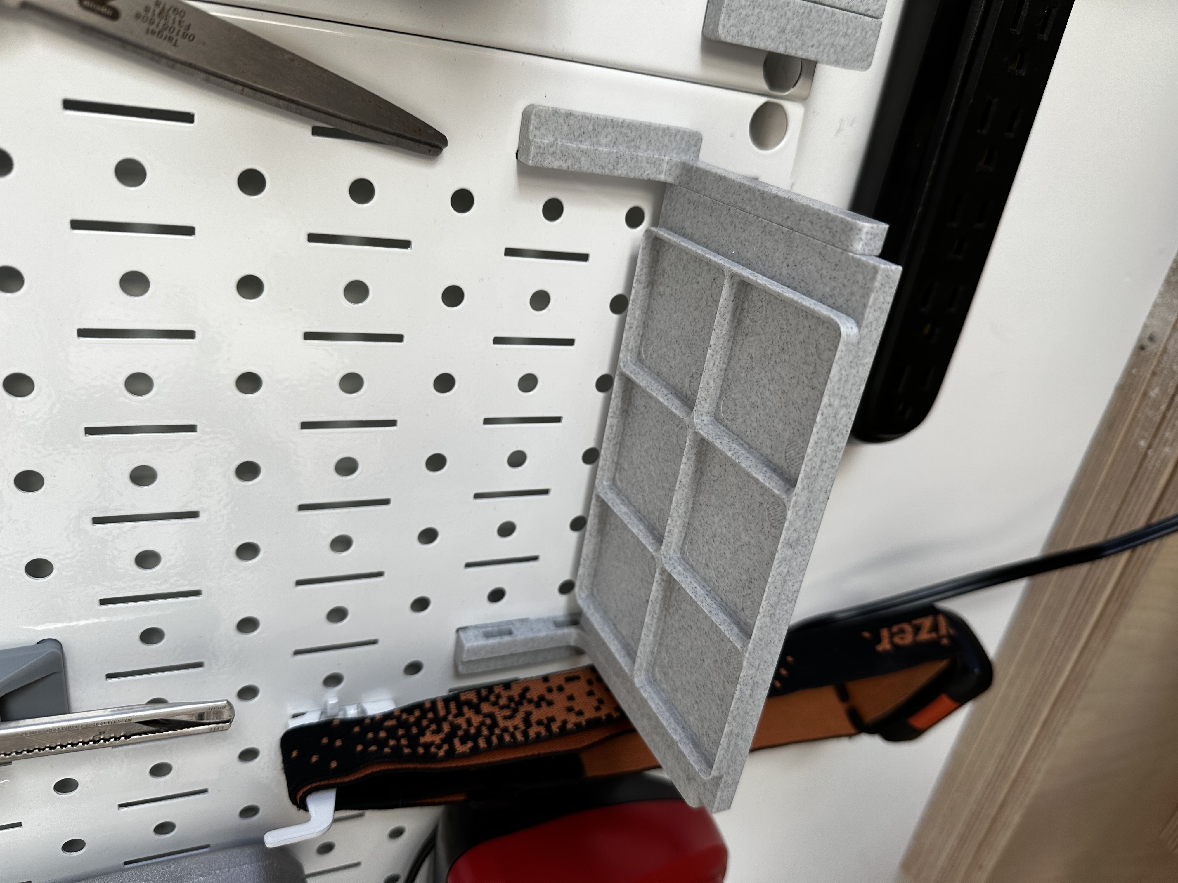 iFixit Set Holder for Wall Control System by SirPrintsALot Download free STL model