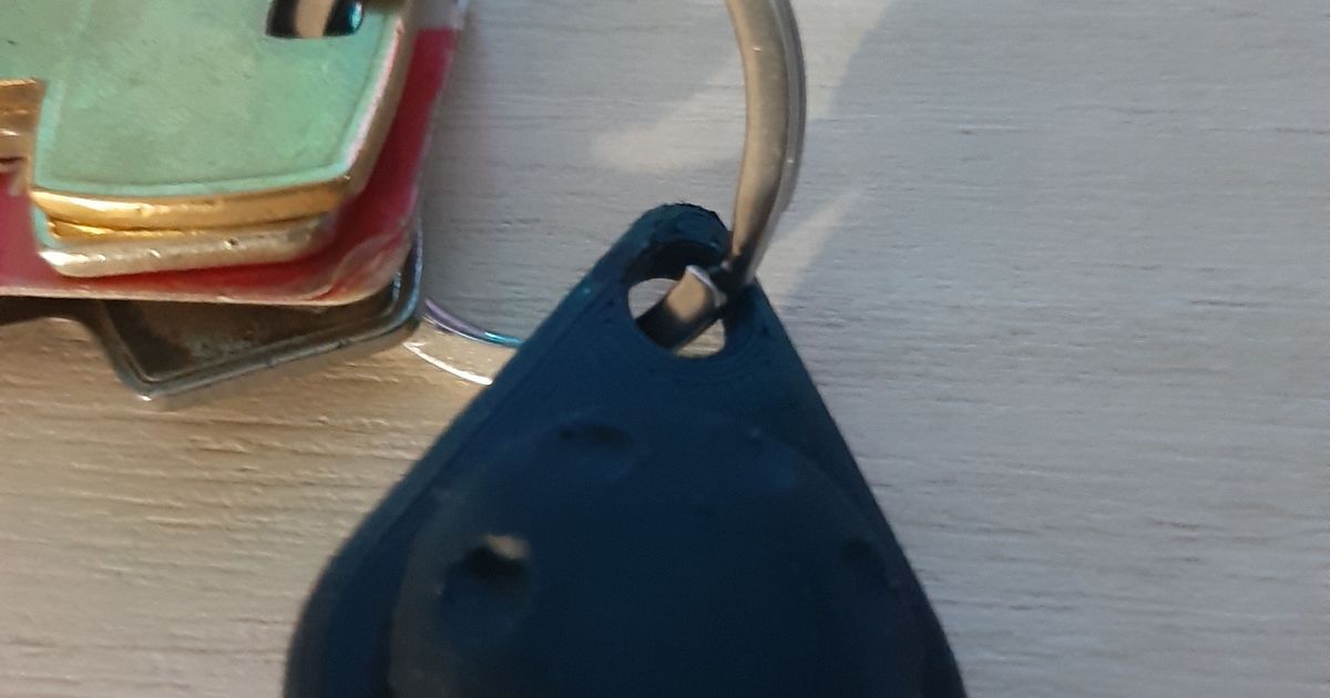 Pillbox Keychain by Edumak Download free STL model