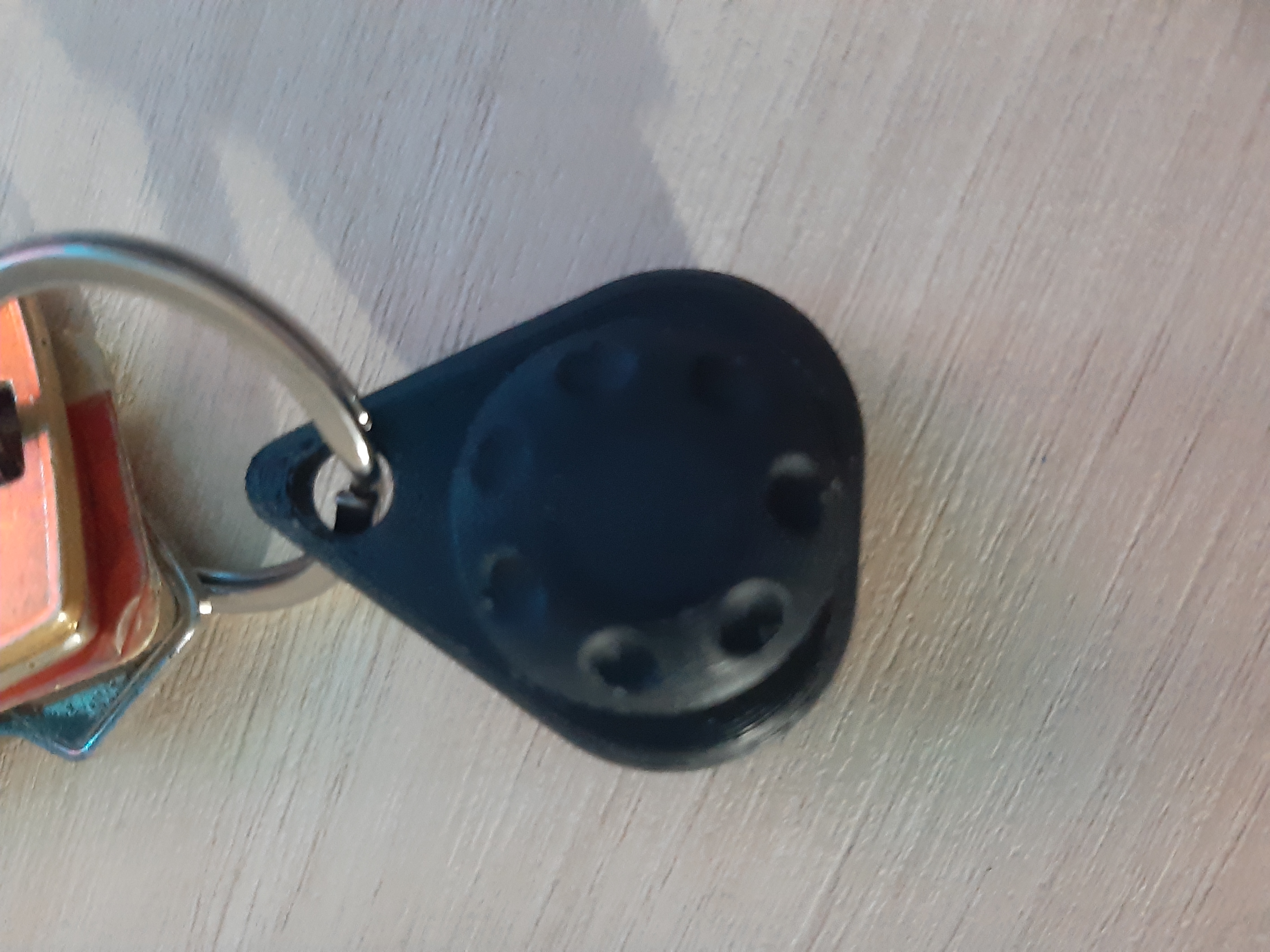 Pillbox Keychain — miniatura 3