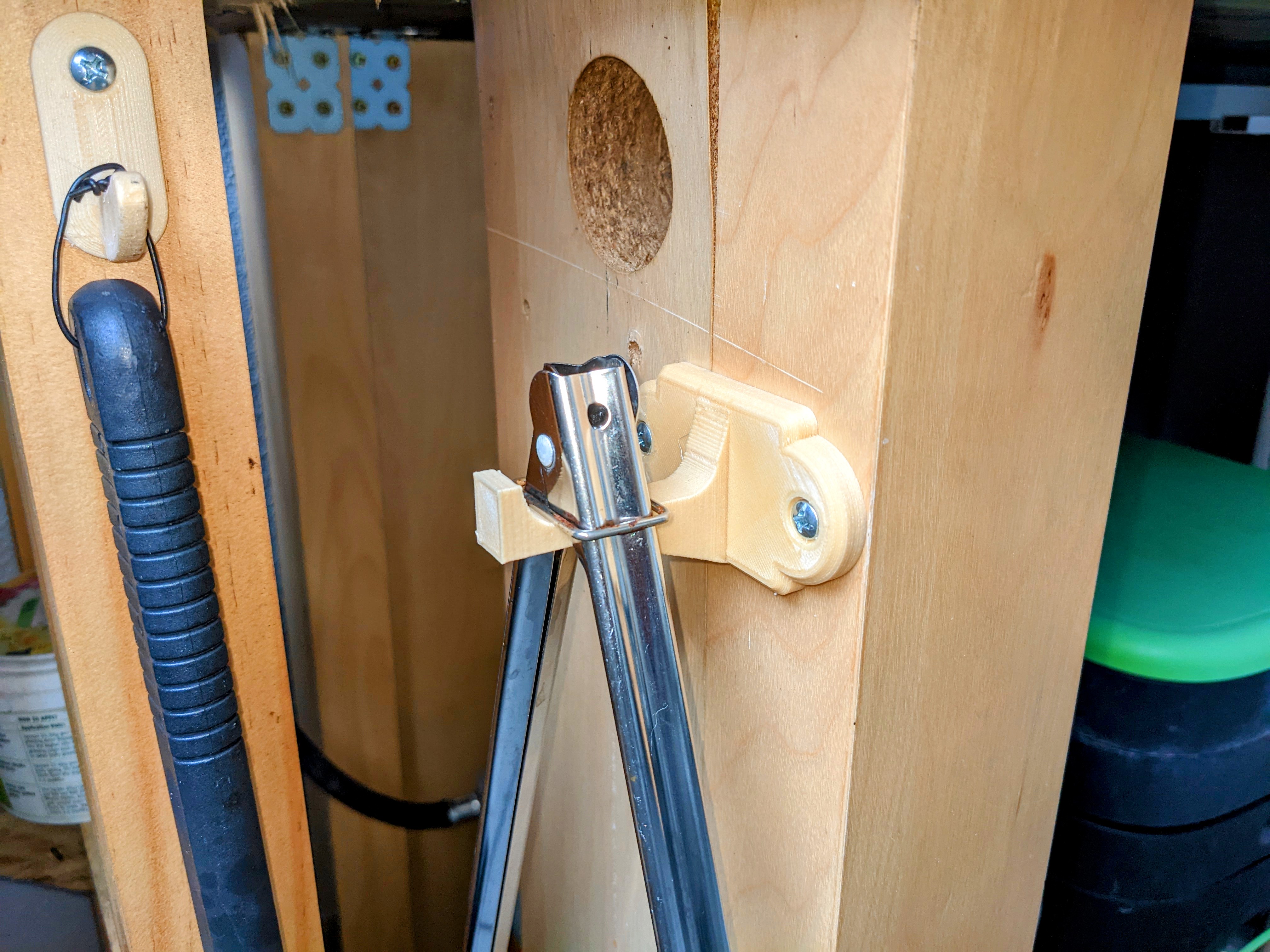 BBQ Hook for Tongs