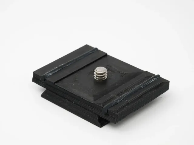 Manfrotto 200PL Plate RC2 and Arca-Swiss Compatible