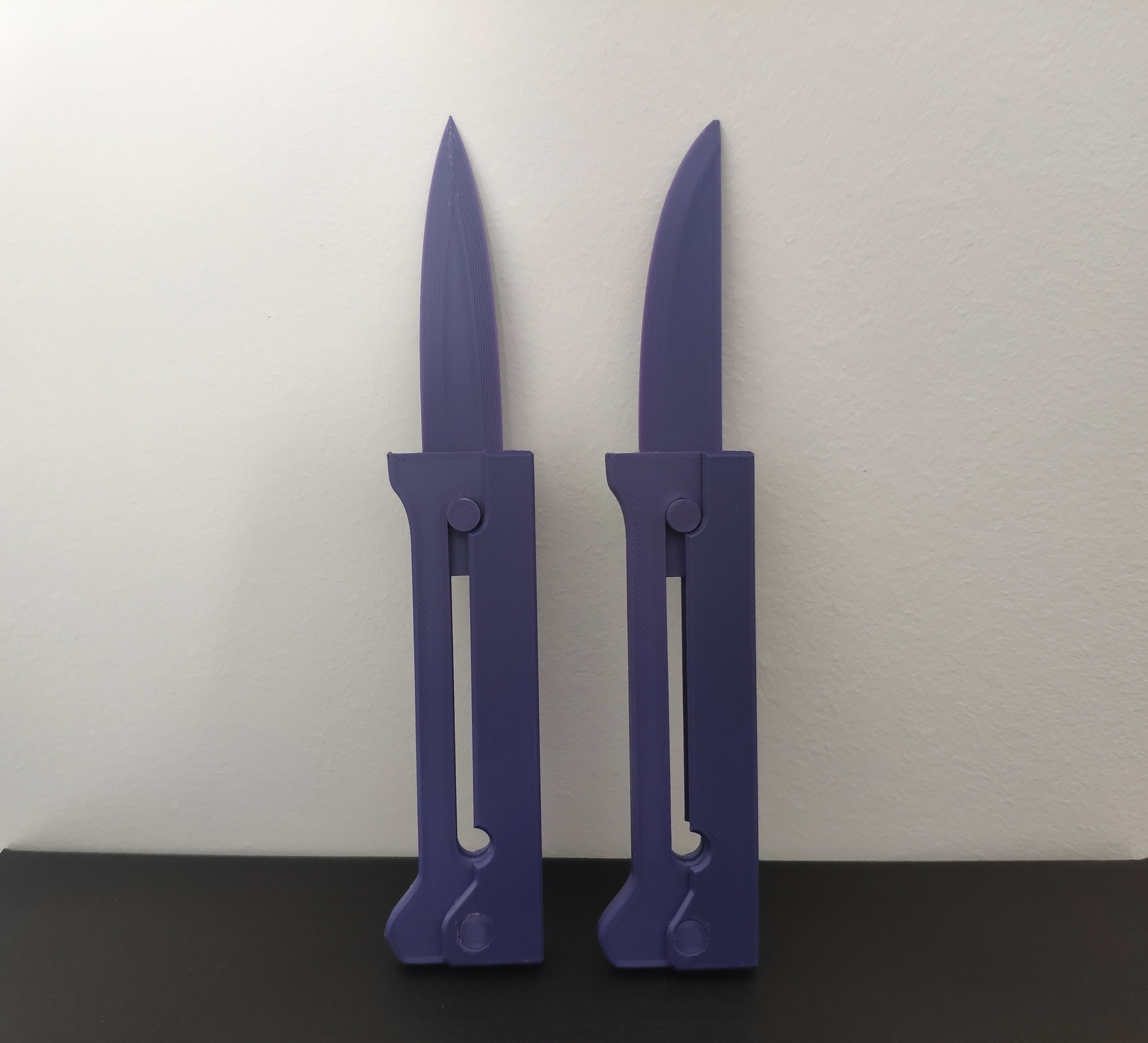 Miniatura 2 do modelo 3D Gravity knife (updated)