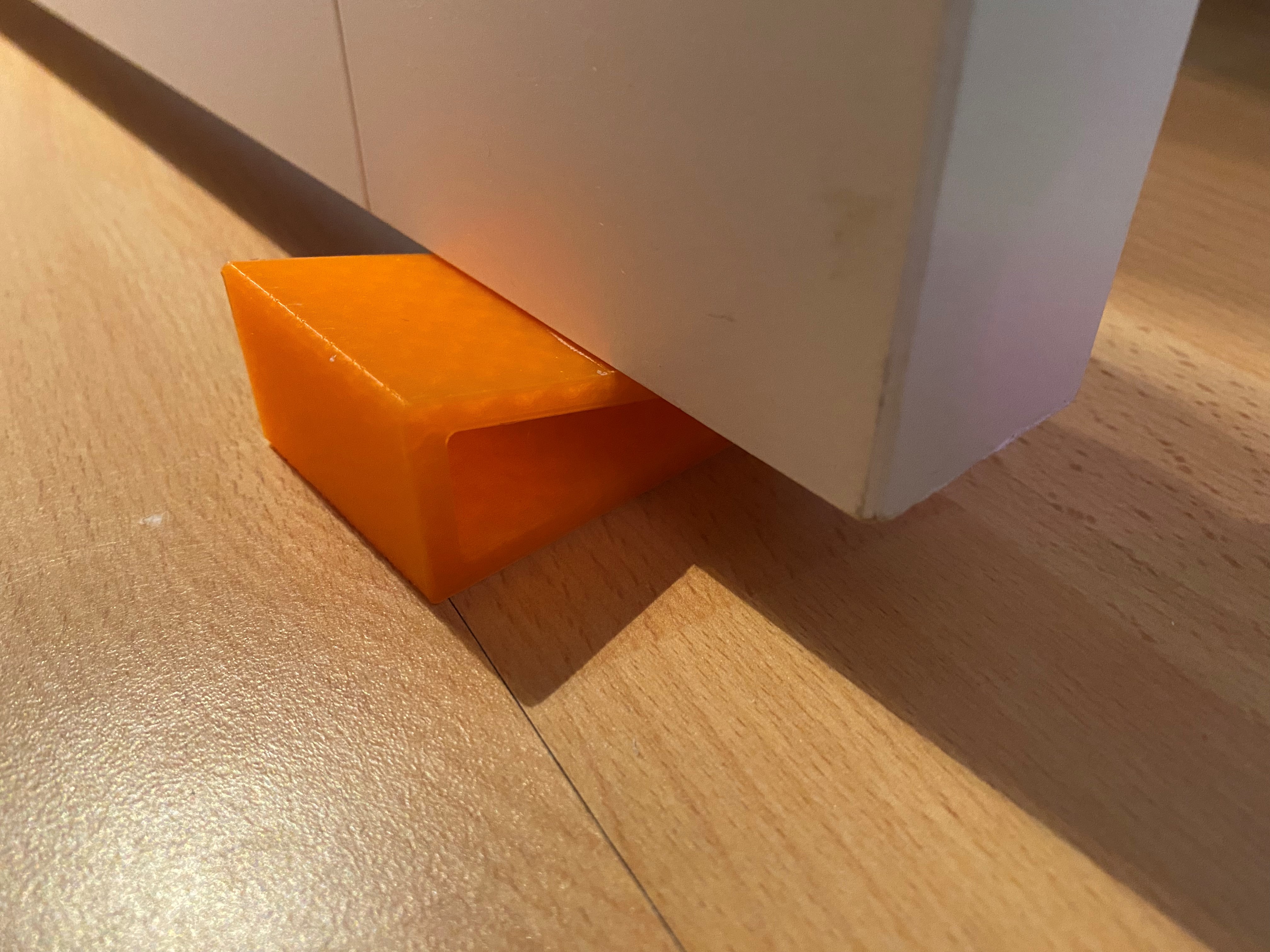 Simplistic door stop — thumbnail 3