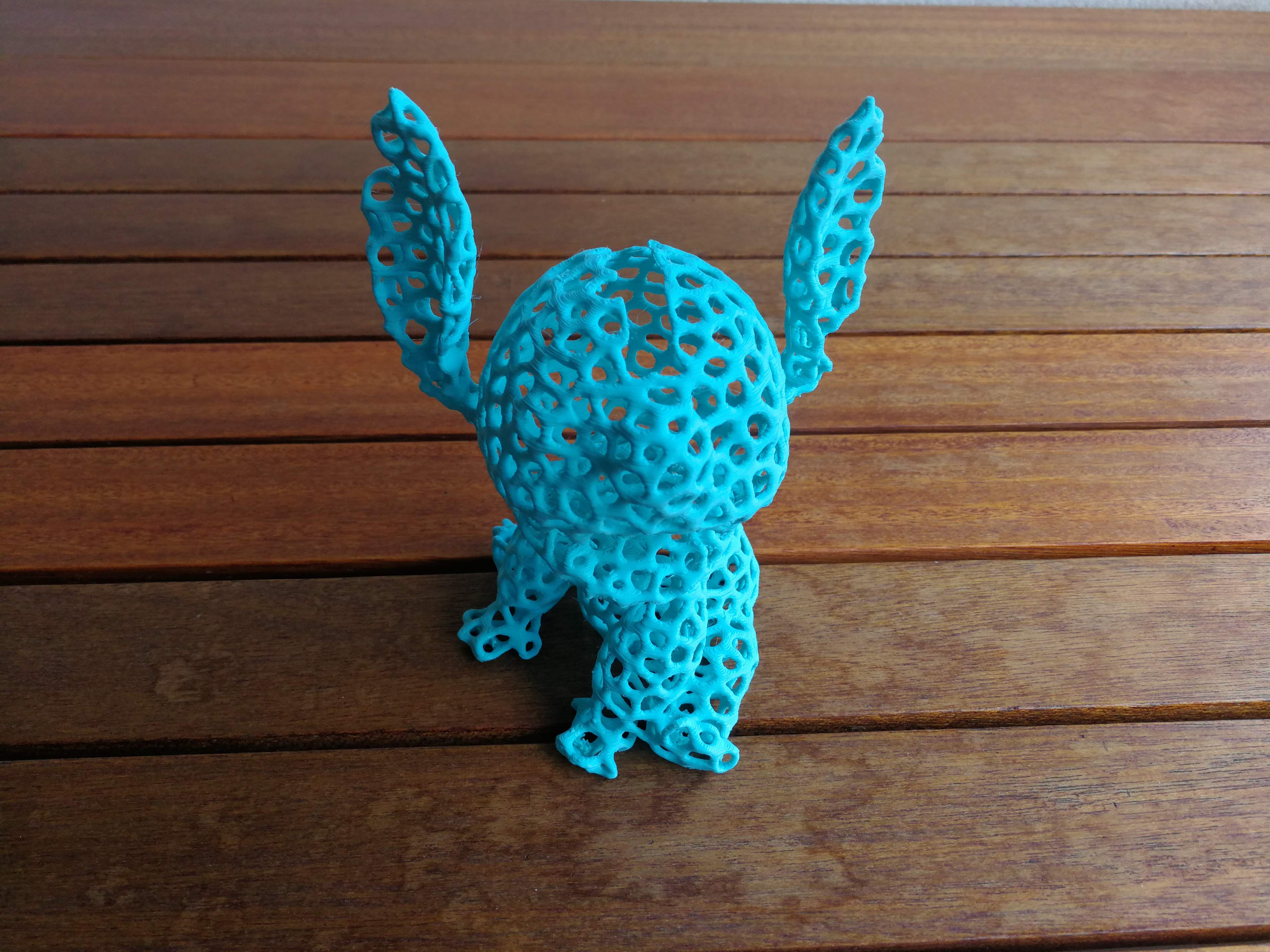 Stitch voronoi piggy bank