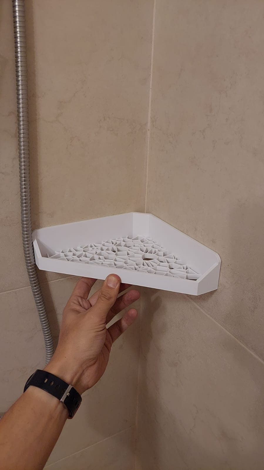 Corner shower shelf by Leandro Joaquin Download free STL model