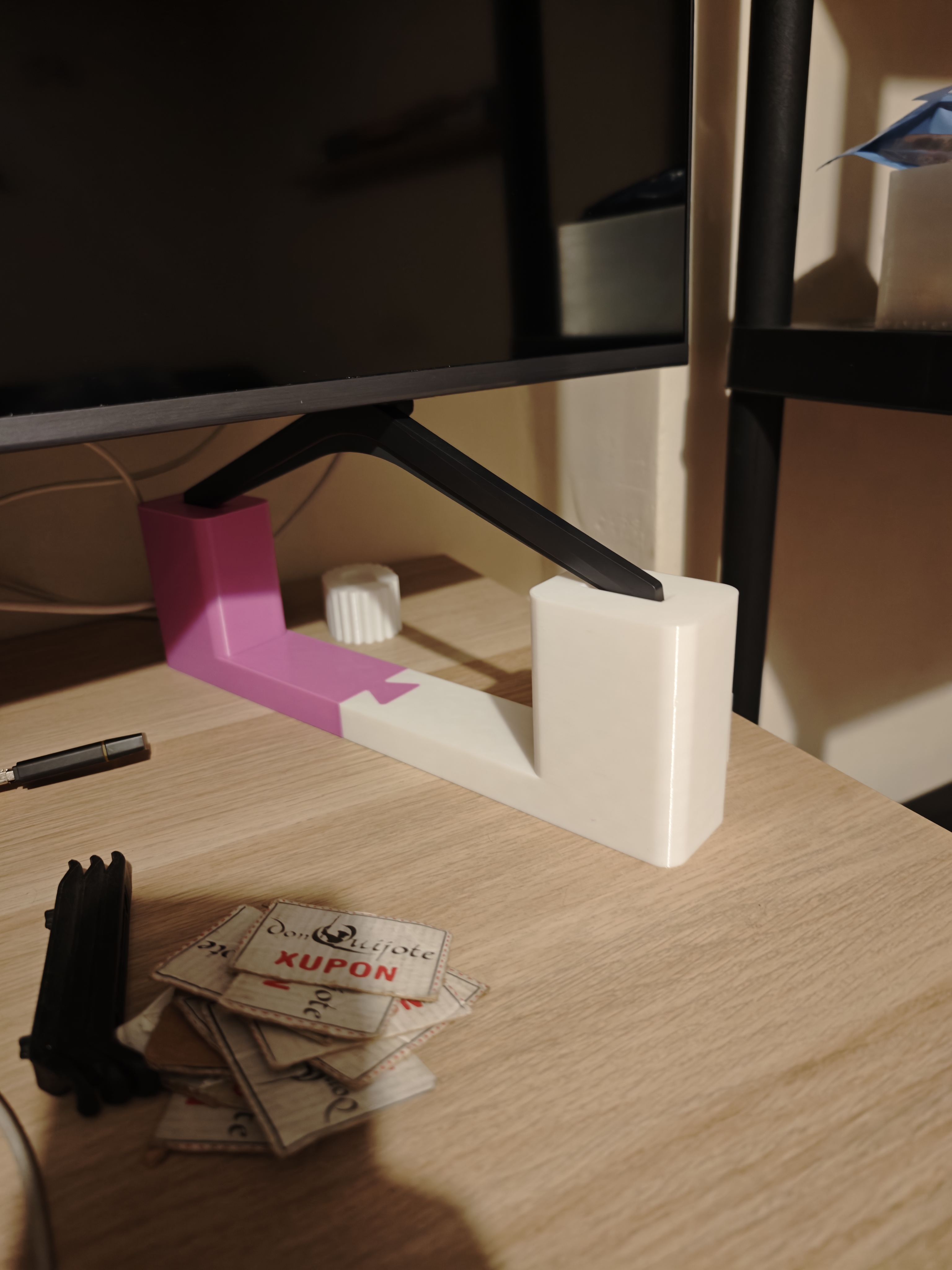 TCL TV Stand