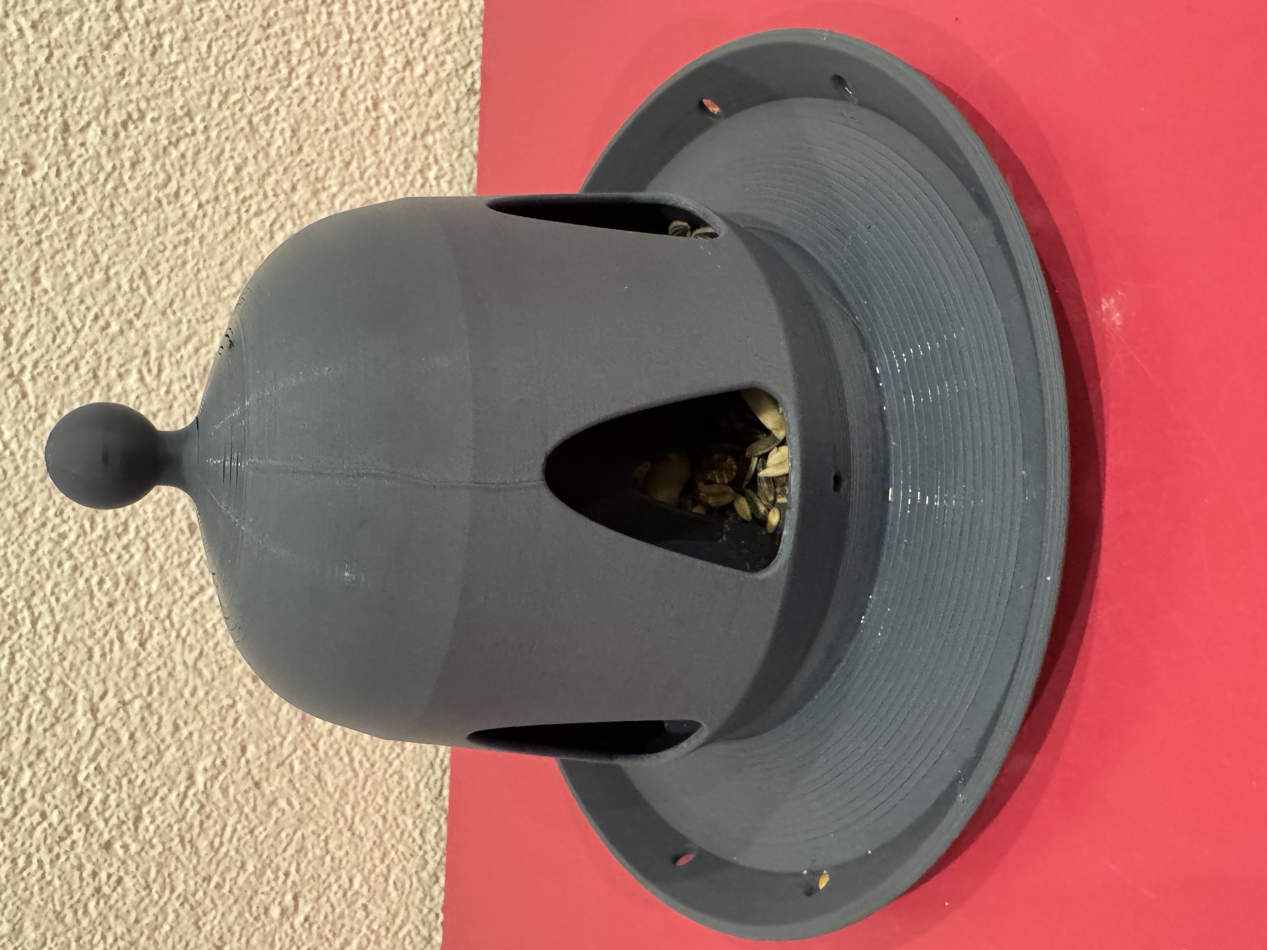 Vogelfutterhäuschen / Birdfeeder — thumbnail 2