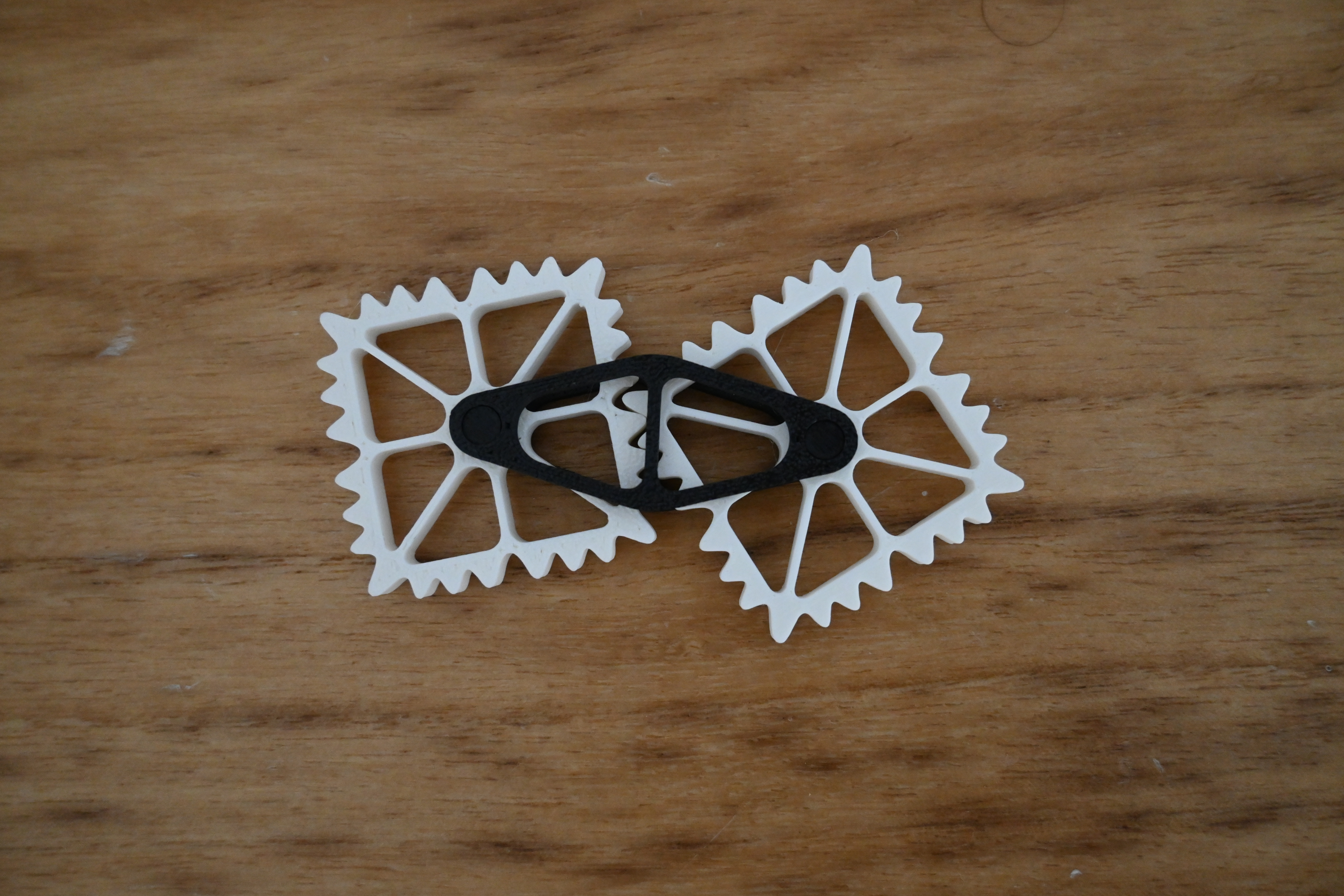 Square gear fidget