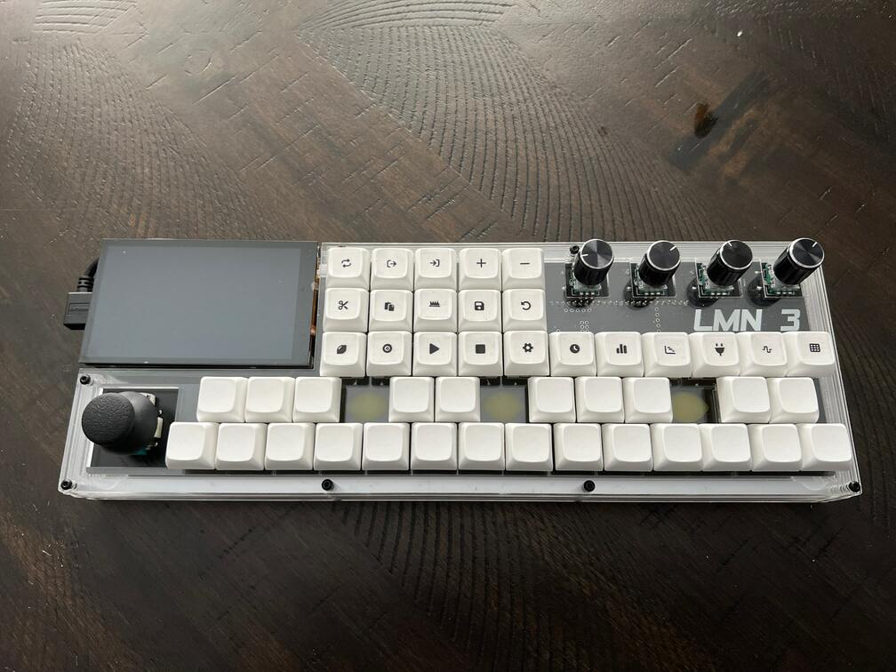 LMN 3 - DIY Synthesizer case files